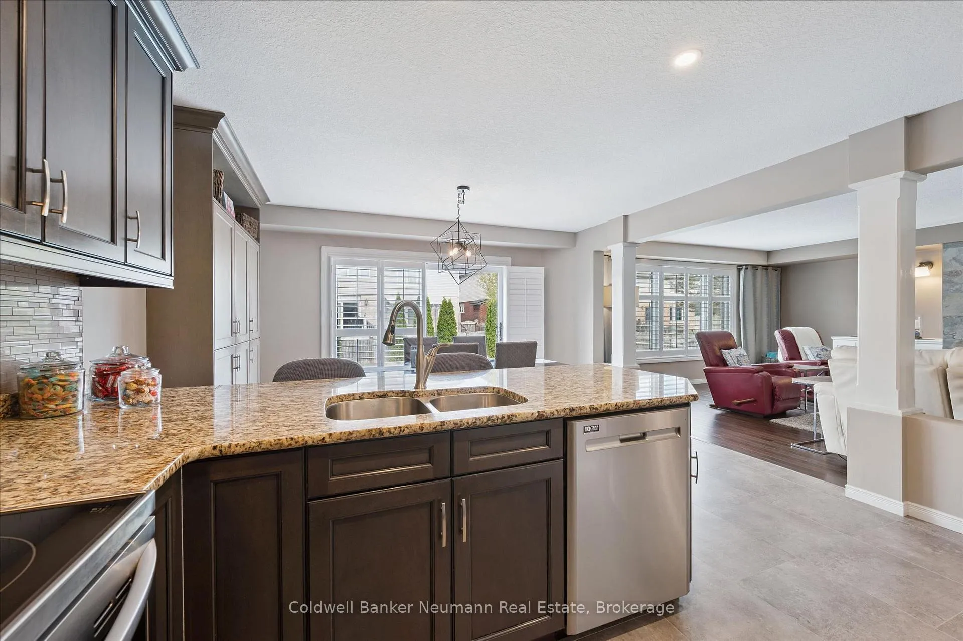 Photo 18 of 68 Grey Oak Drive, Guelph, Pineridge/Westminster Woods — HOMEH