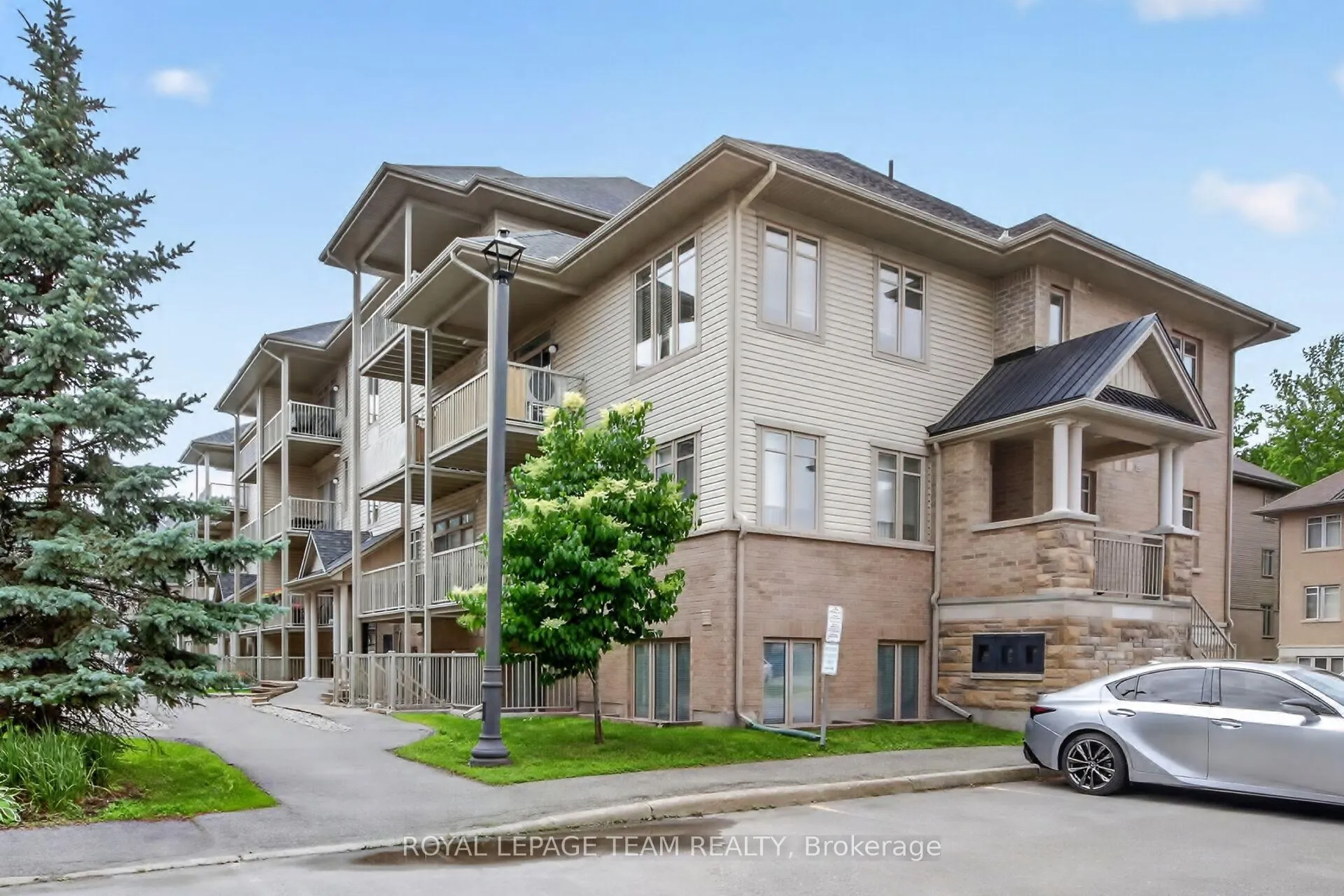 Photo 3 of Unit H, 1013 Beryl Private, Ottawa, Riverside South/Gloucester Glen — HOMEH