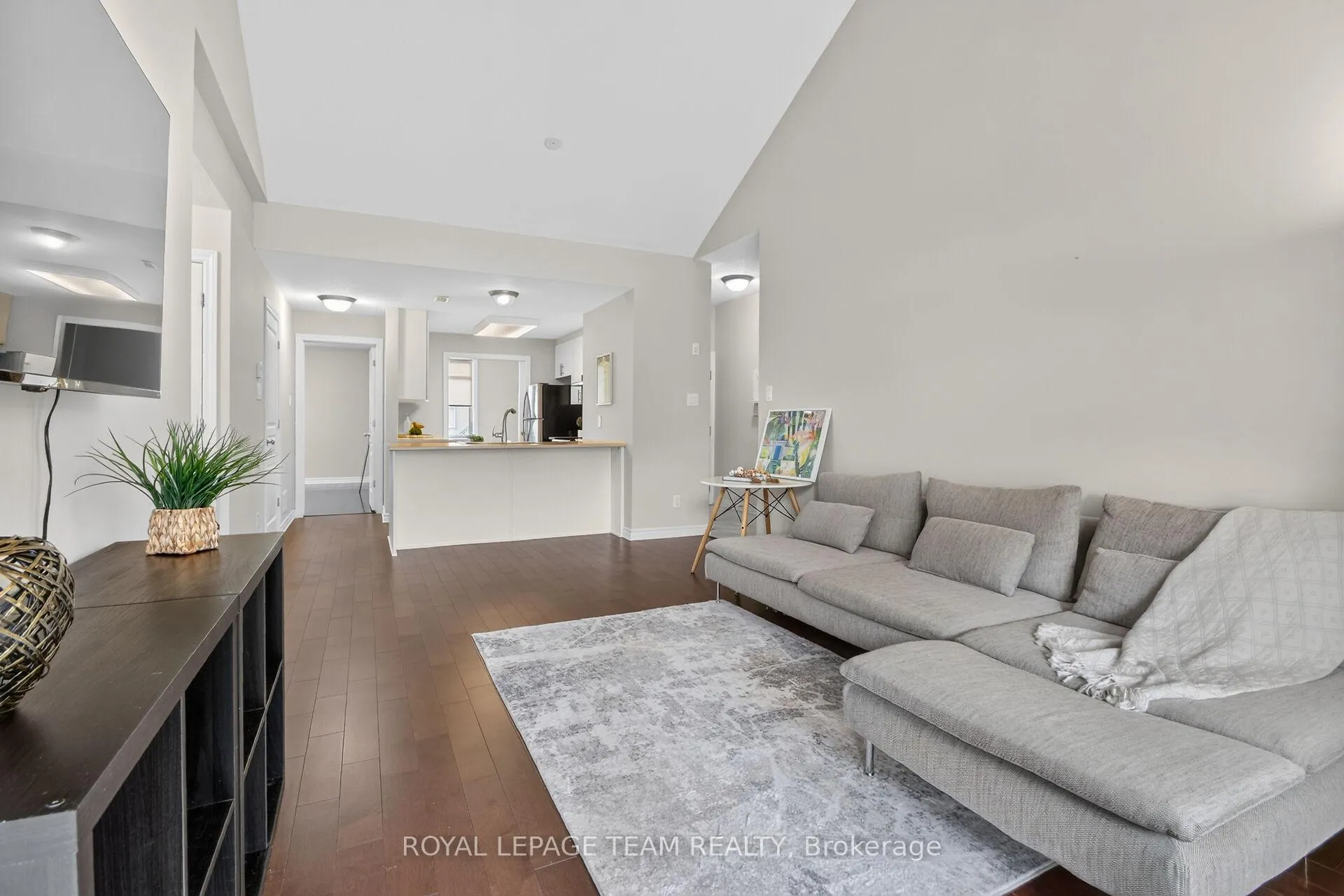 Photo 14 of Unit H, 1013 Beryl Private, Ottawa, Riverside South/Gloucester Glen — HOMEH