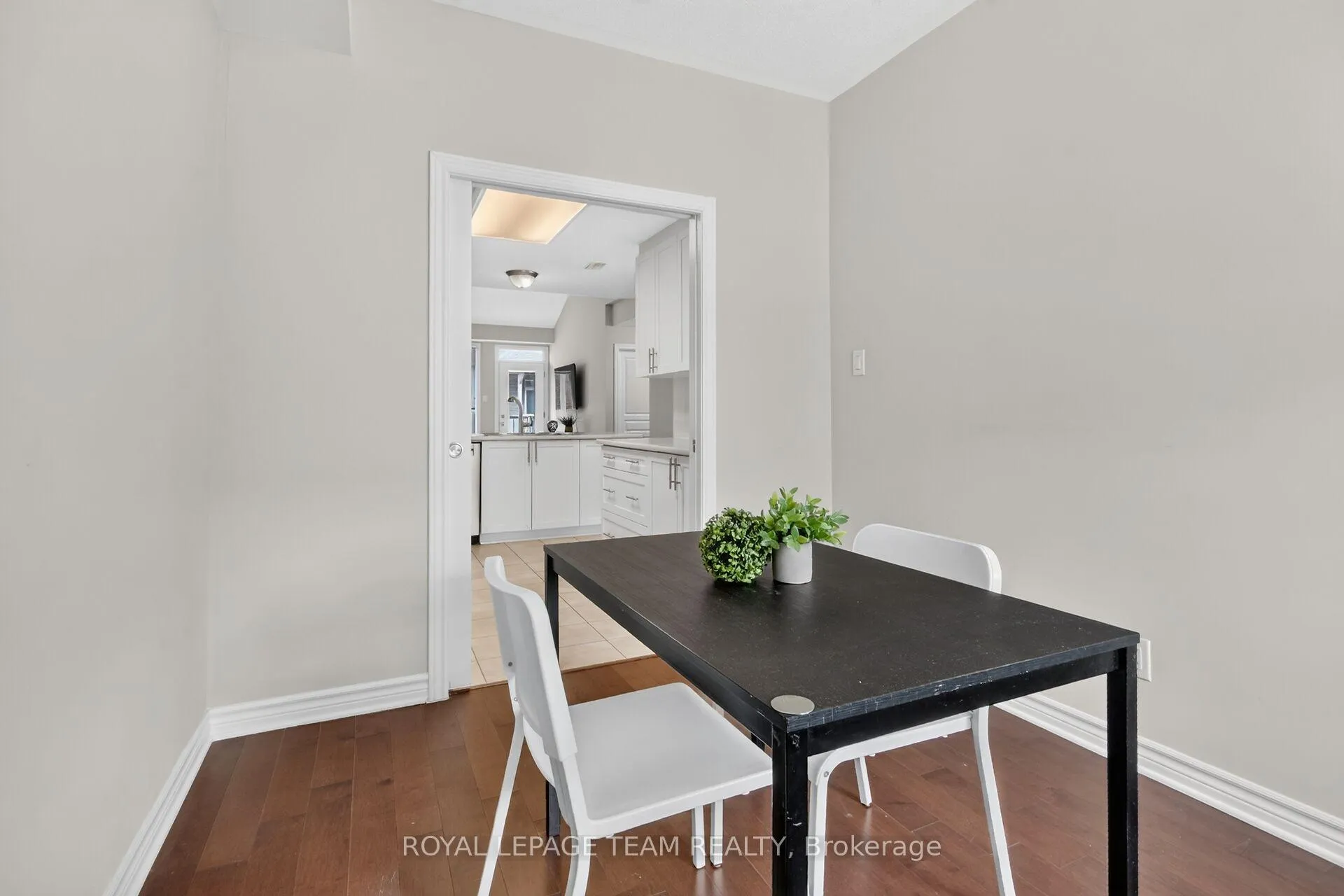 Photo 23 of Unit H, 1013 Beryl Private, Ottawa, Riverside South/Gloucester Glen — HOMEH