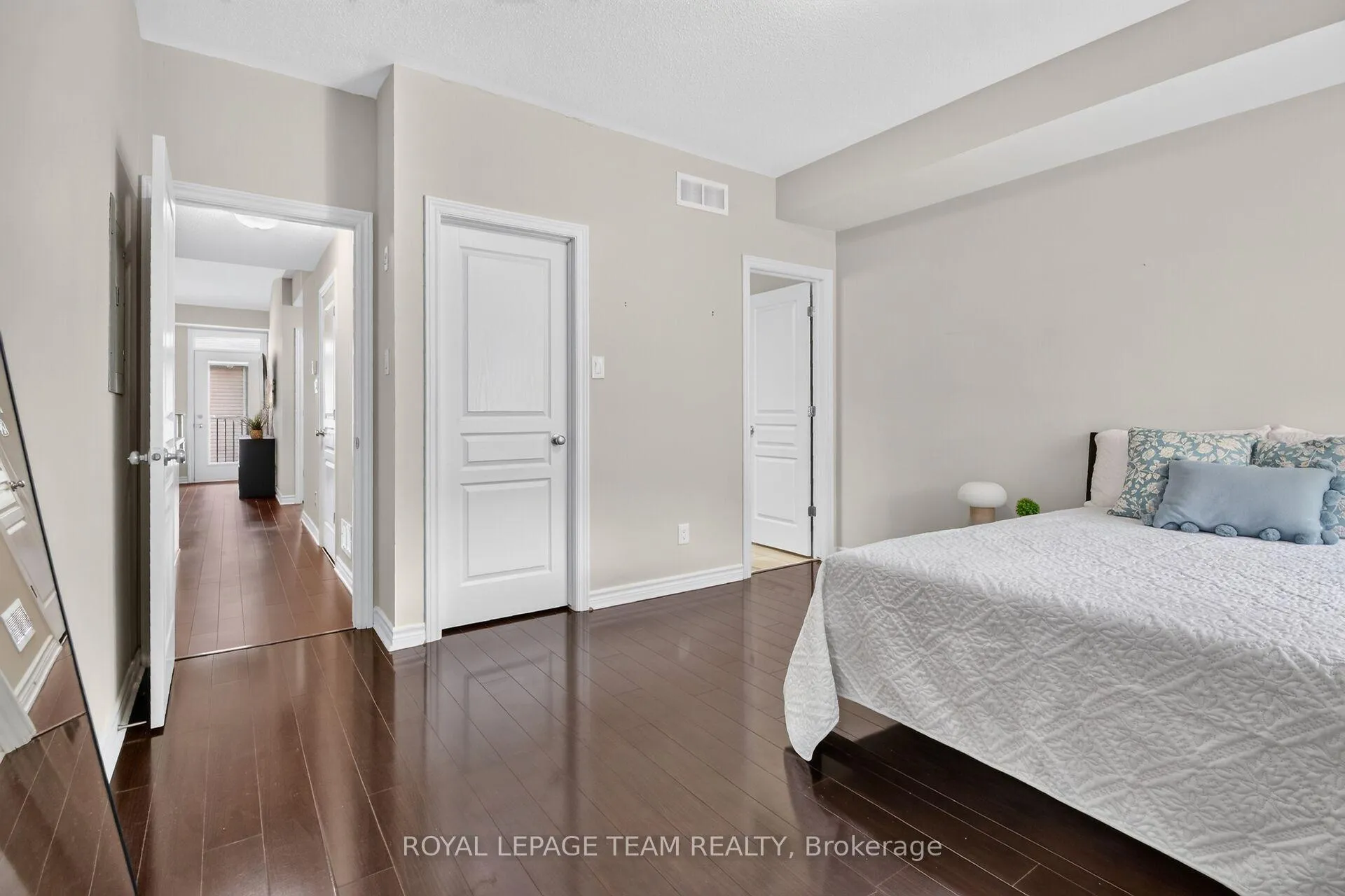 Photo 29 of Unit H, 1013 Beryl Private, Ottawa, Riverside South/Gloucester Glen — HOMEH