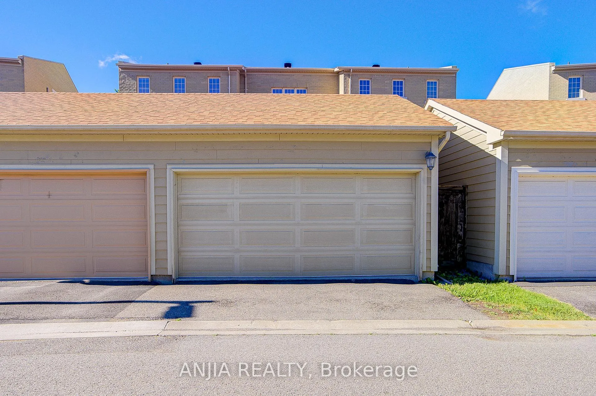 Photo 43 of 110 Betty Roman Boulevard, Markham, Cathedraltown — HOMEH