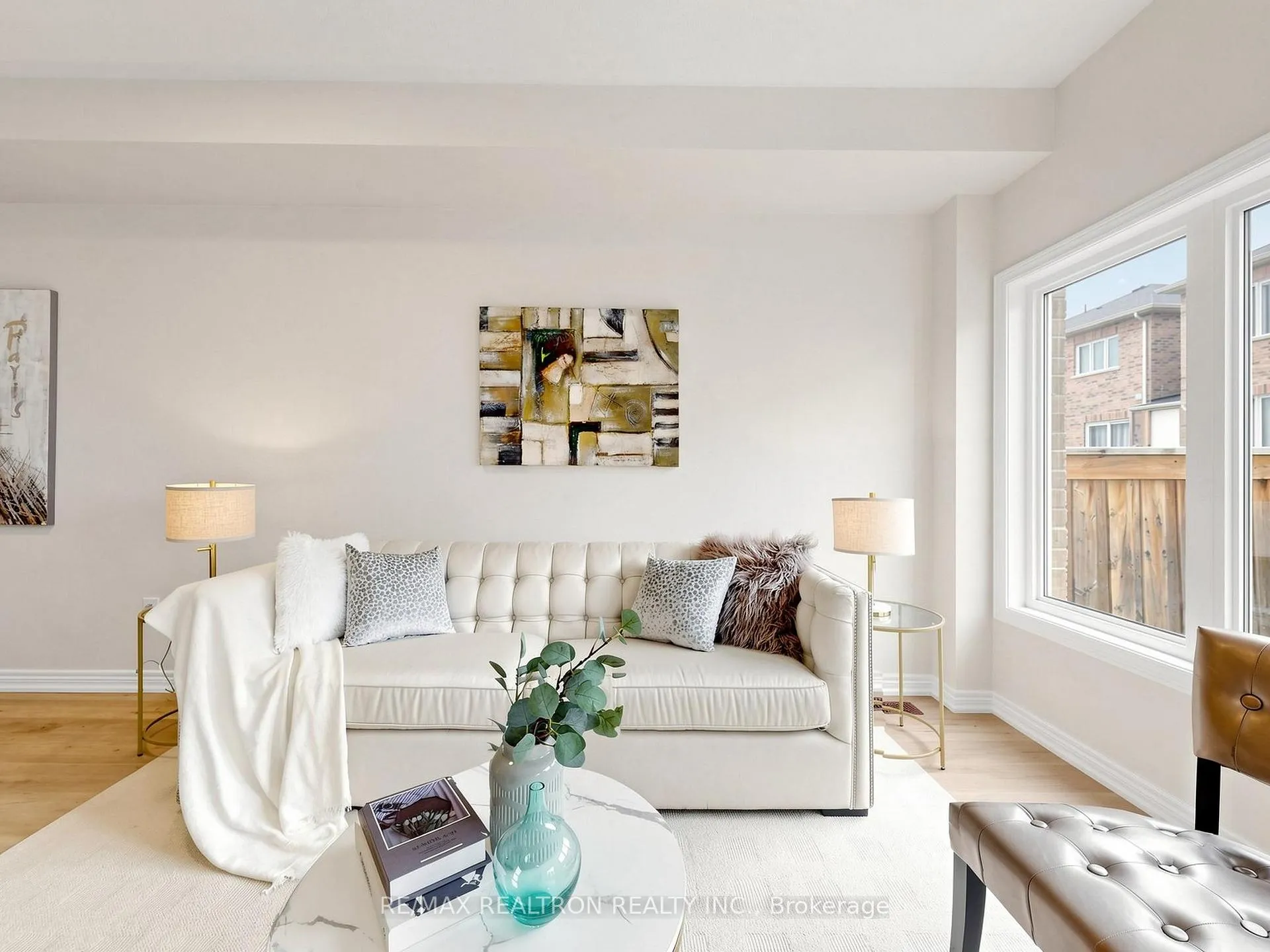 Photo 10 of 15 Black Locust Drive, Markham, Greensborough — HOMEH