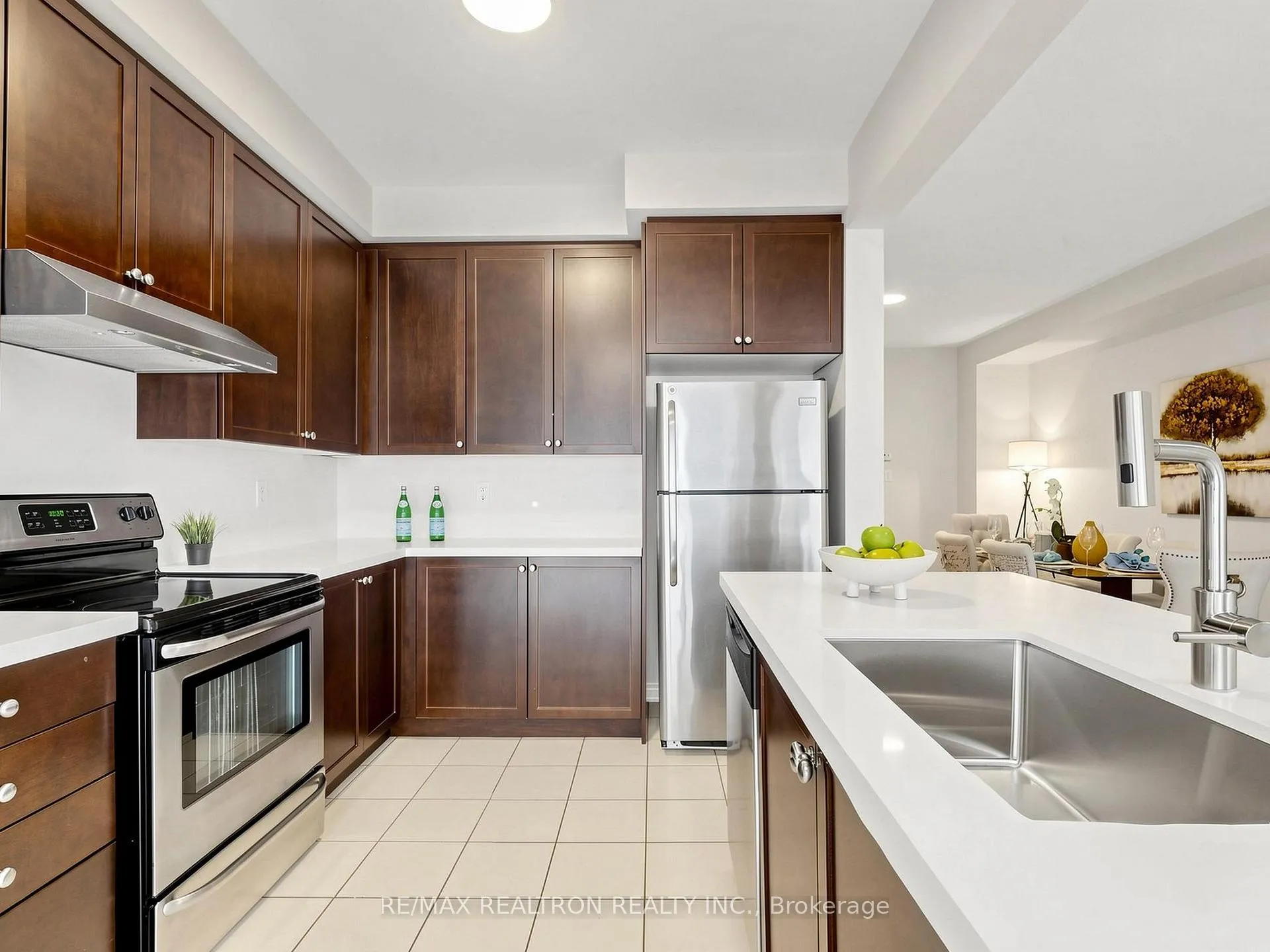 Photo 22 of 15 Black Locust Drive, Markham, Greensborough — HOMEH