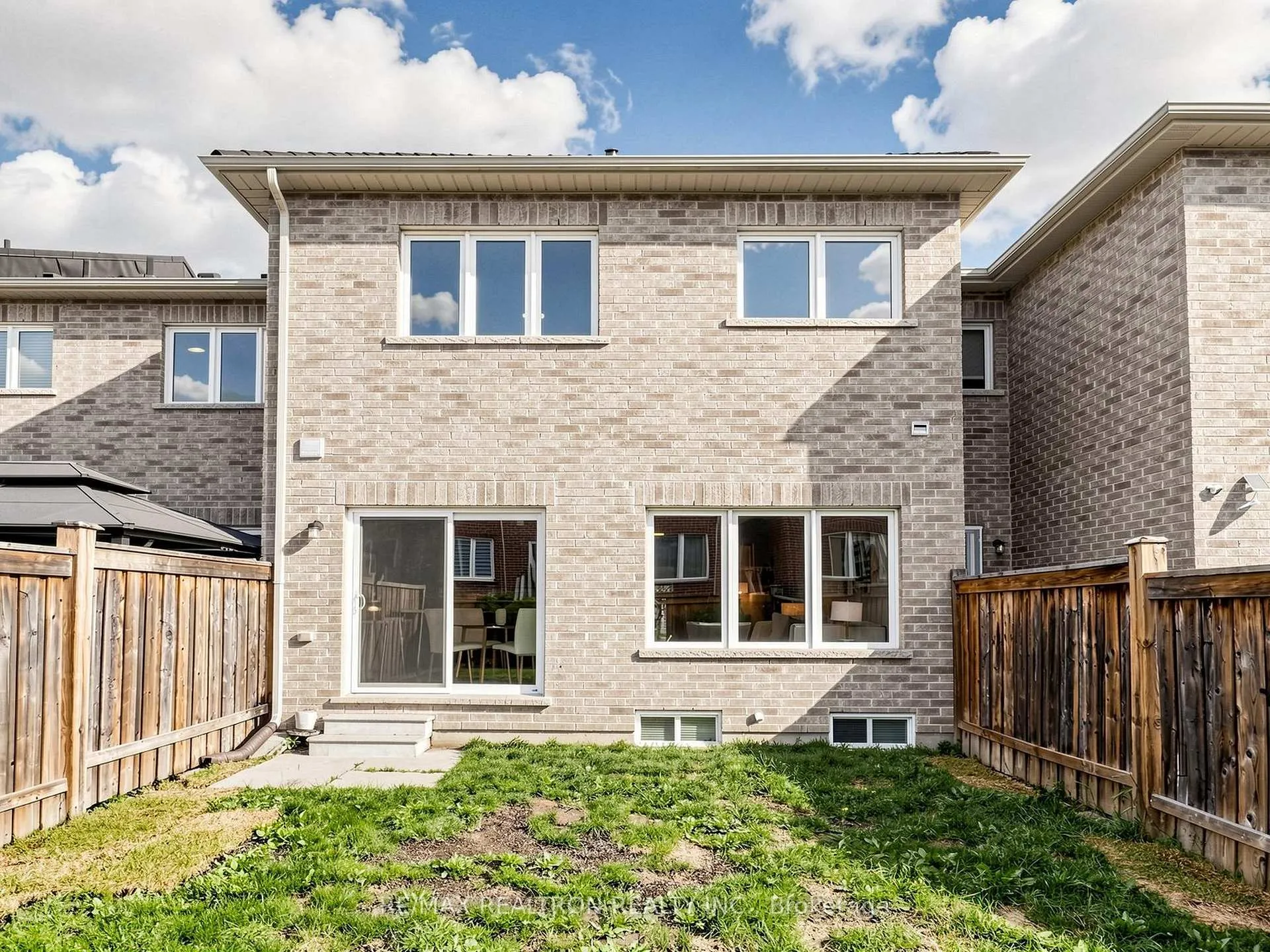 Photo 45 of 15 Black Locust Drive, Markham, Greensborough — HOMEH