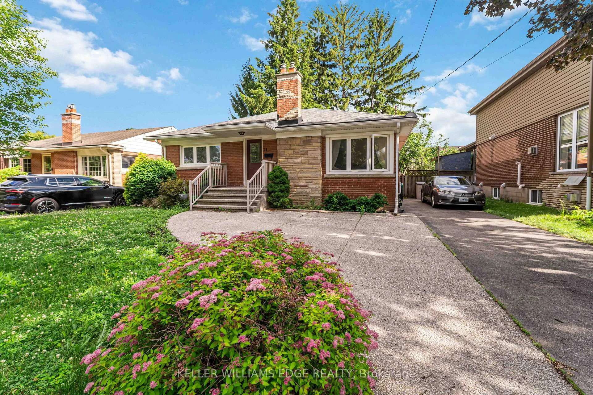 Photo 3 of 21 Sheridan Lane, Hamilton, Ainslie Wood — HOMEH