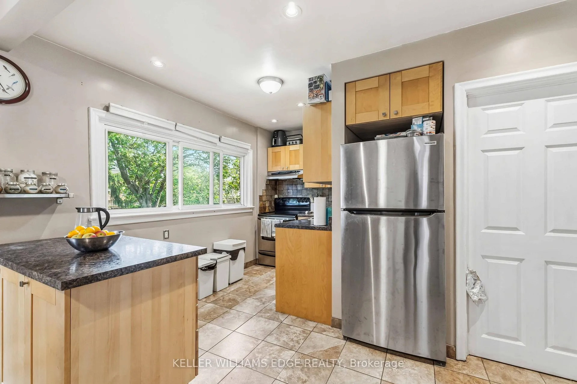 Photo 17 of 21 Sheridan Lane, Hamilton, Ainslie Wood — HOMEH