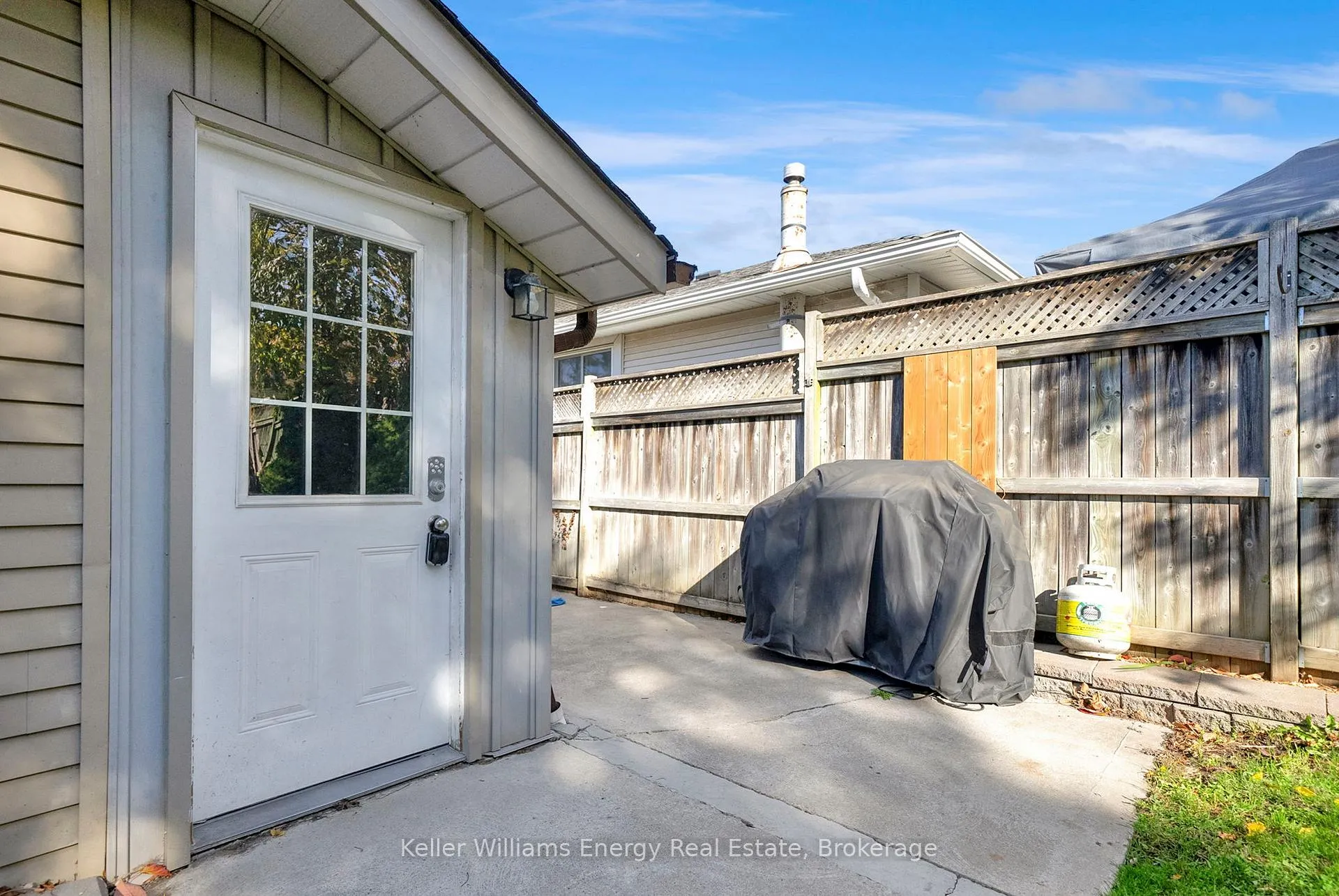 Photo 16 of Unit Lower, 1137 Norman Crescent, Oshawa, Donevan — HOMEH