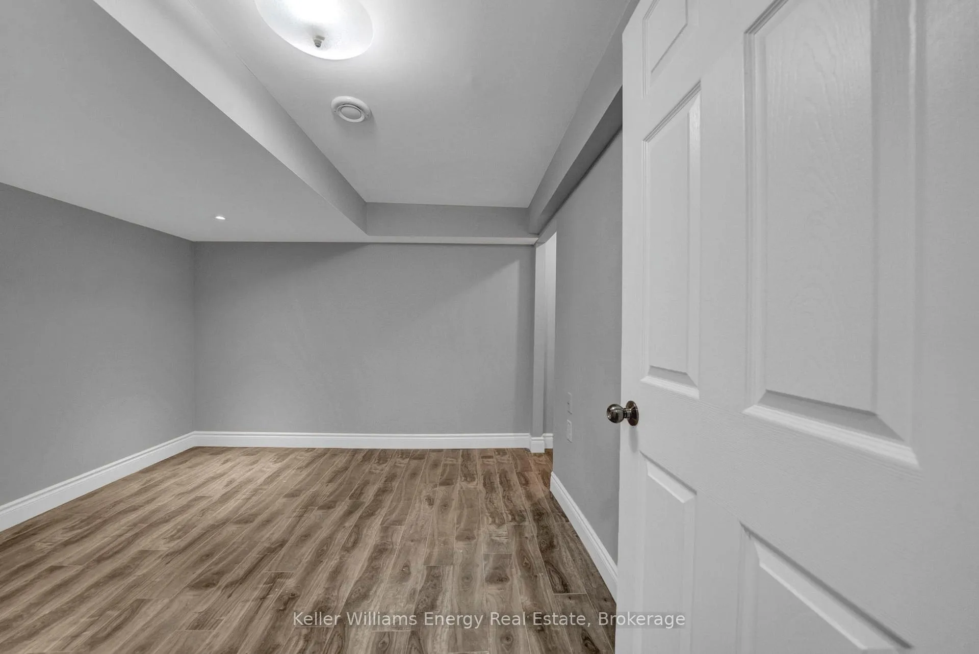 Photo 24 of Unit Lower, 1137 Norman Crescent, Oshawa, Donevan — HOMEH