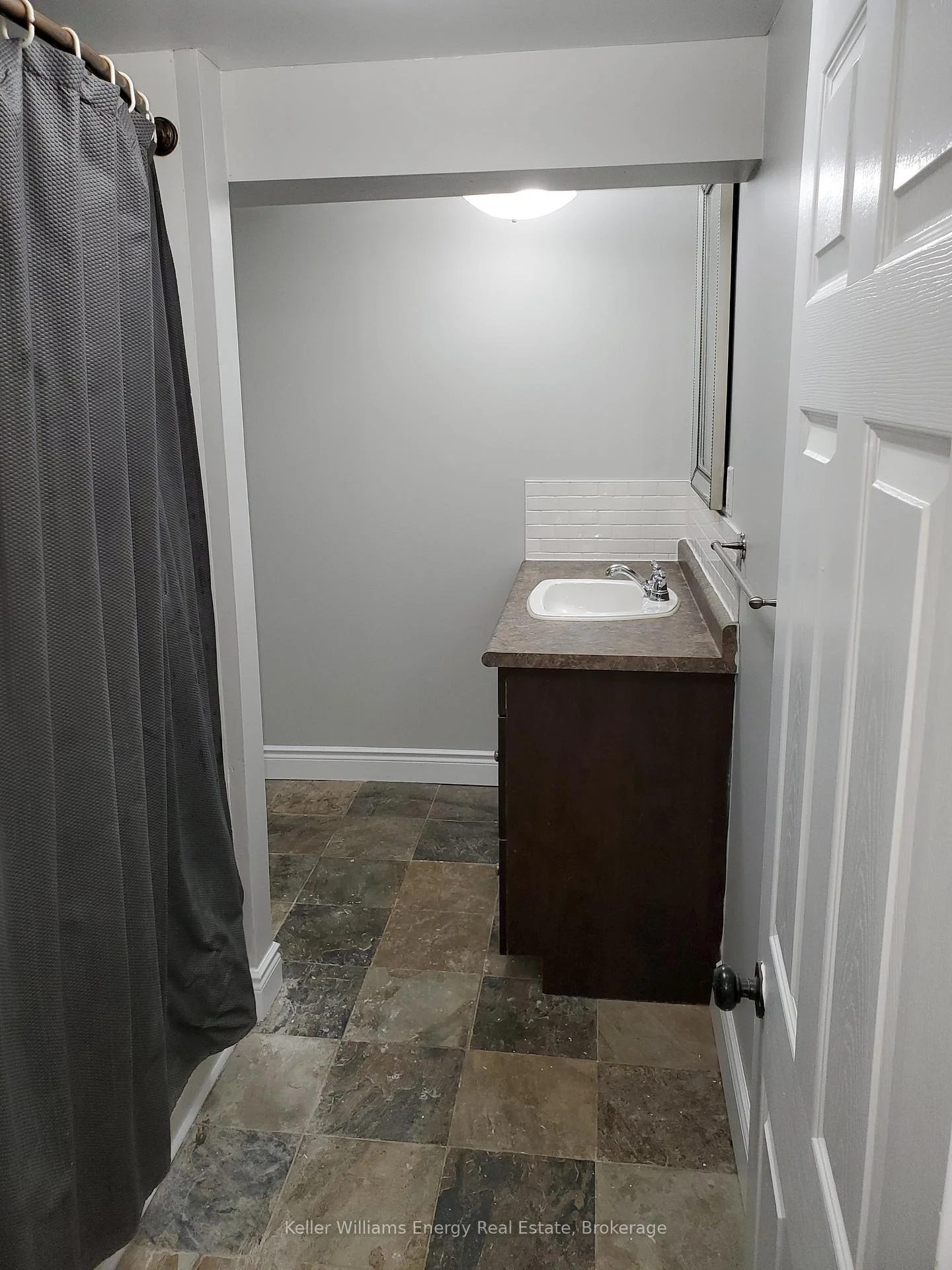 Photo 10 of Unit Lower, 1137 Norman Crescent, Oshawa, Donevan — HOMEH