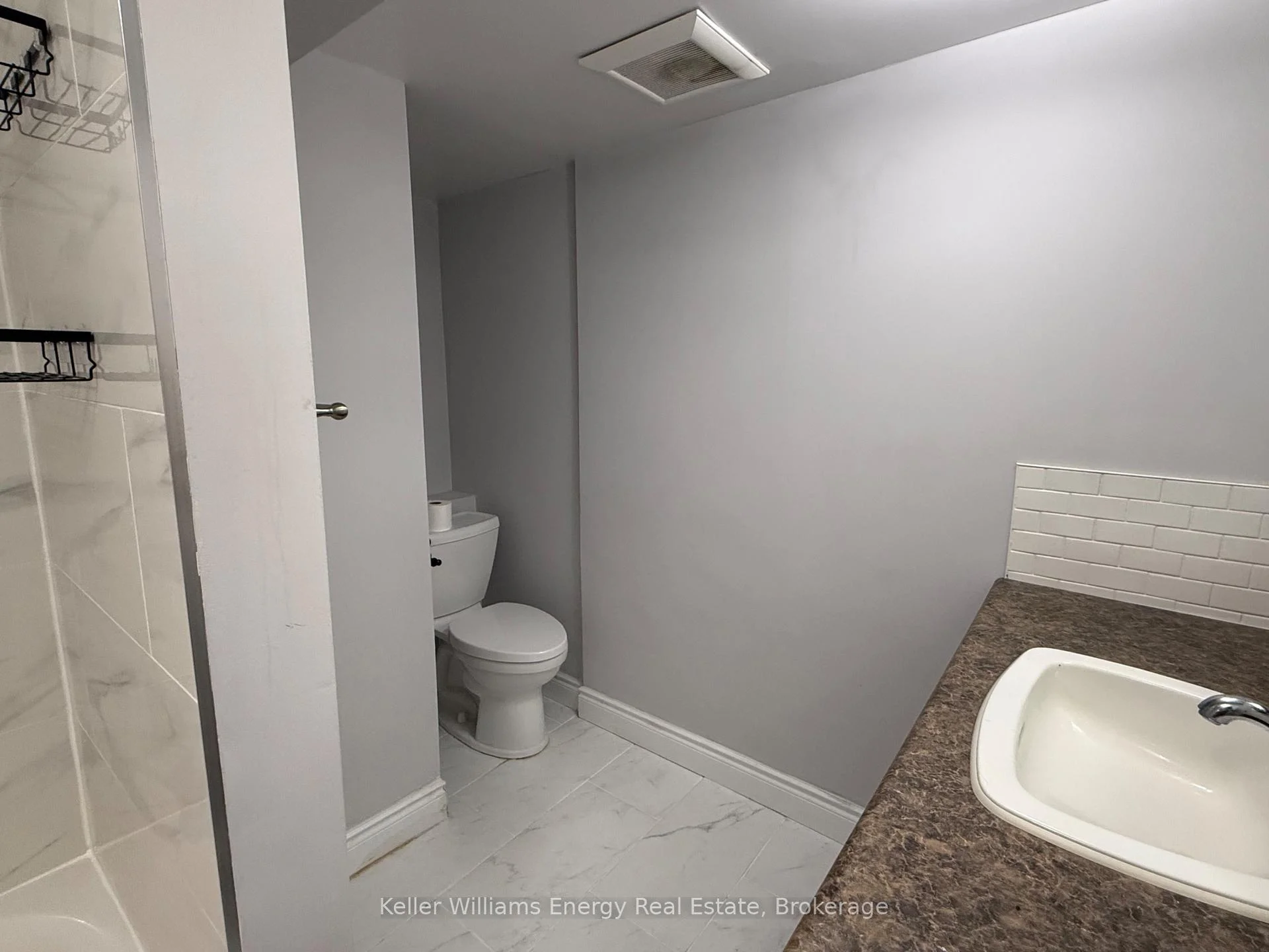 Photo 48 of Unit Lower, 1137 Norman Crescent, Oshawa, Donevan — HOMEH
