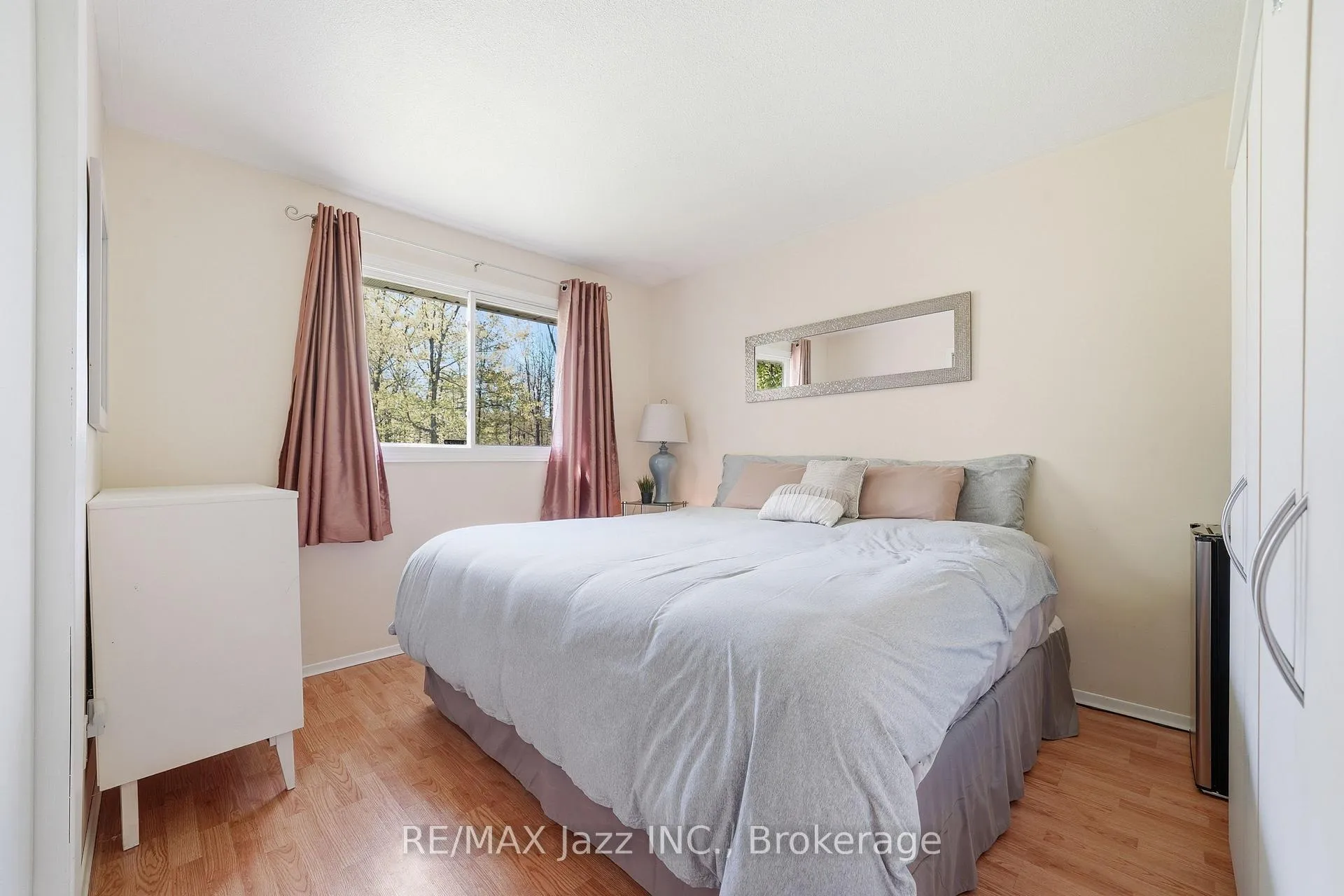Photo 15 of 392 Townsend Road, Belleville, Thurlow Ward — HOMEH