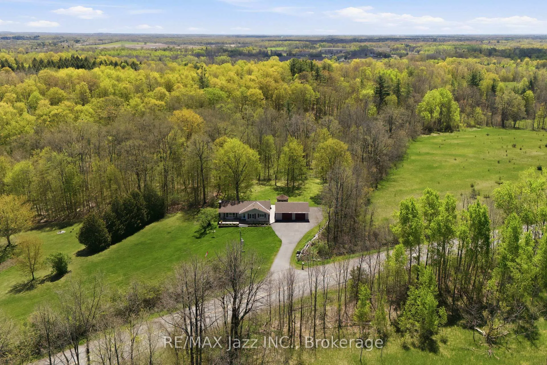Photo 35 of 392 Townsend Road, Belleville, Thurlow Ward — HOMEH