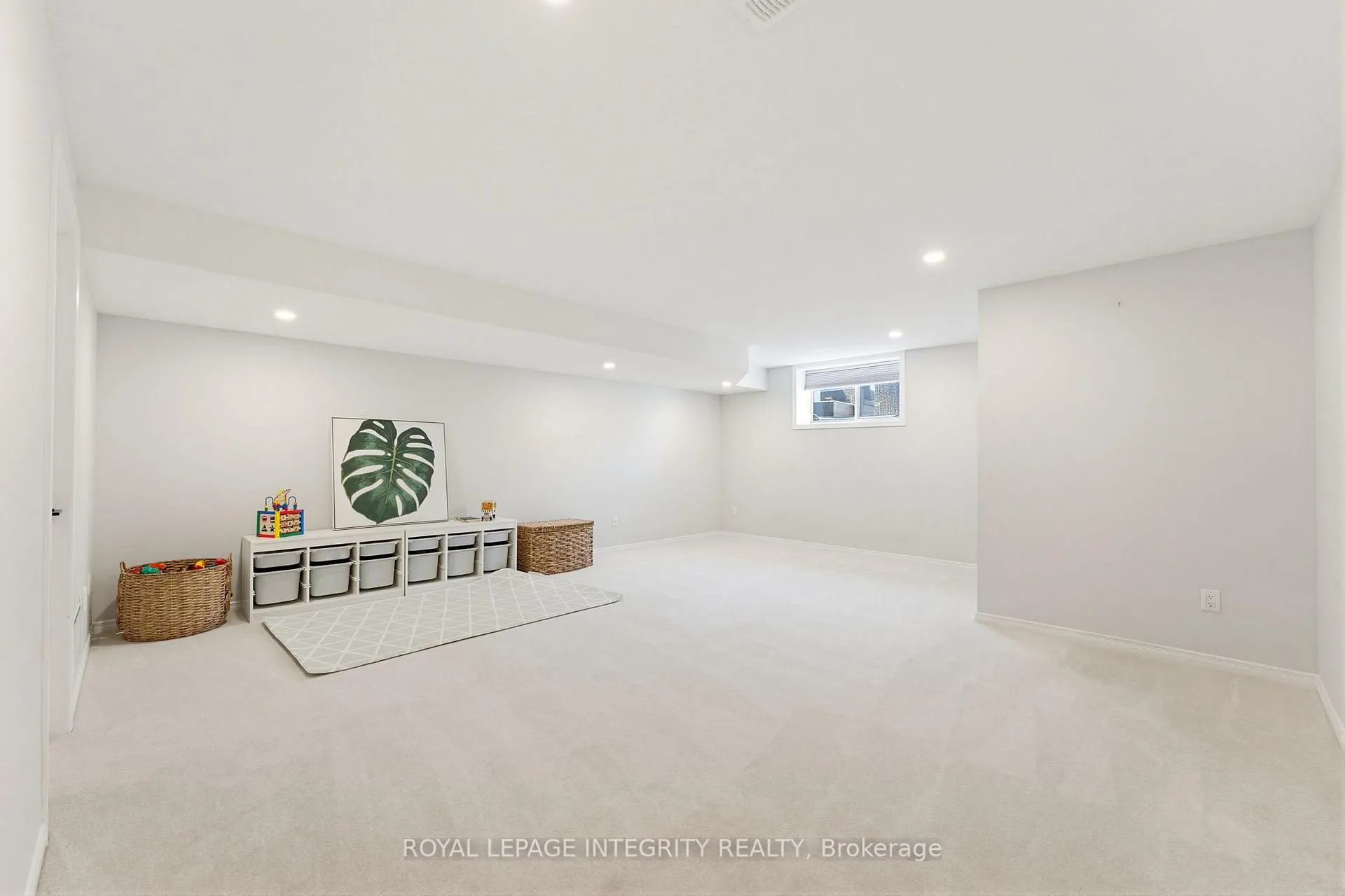 Photo 37 of 367 Cope Drive, Ottawa, Kanata - Emerald Meadows/Trailwest — HOMEH
