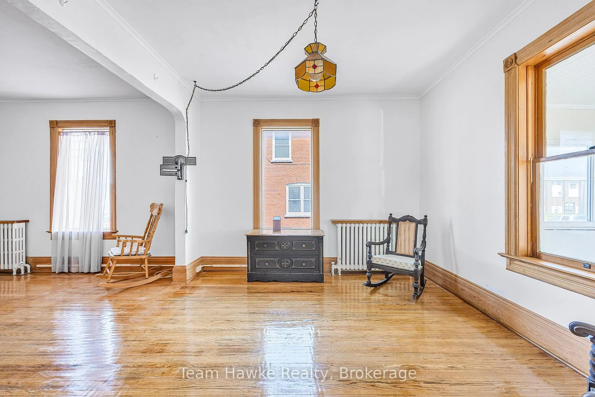 Photo 6 of 344 Midland Avenue, Midland — HOMEH