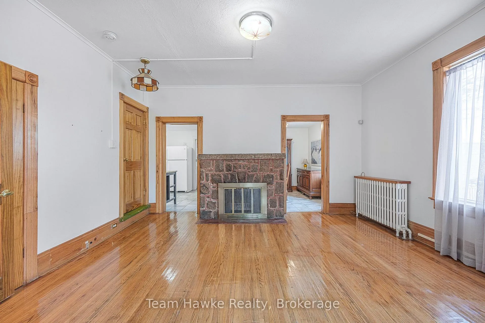Photo 11 of 344 Midland Avenue, Midland — HOMEH