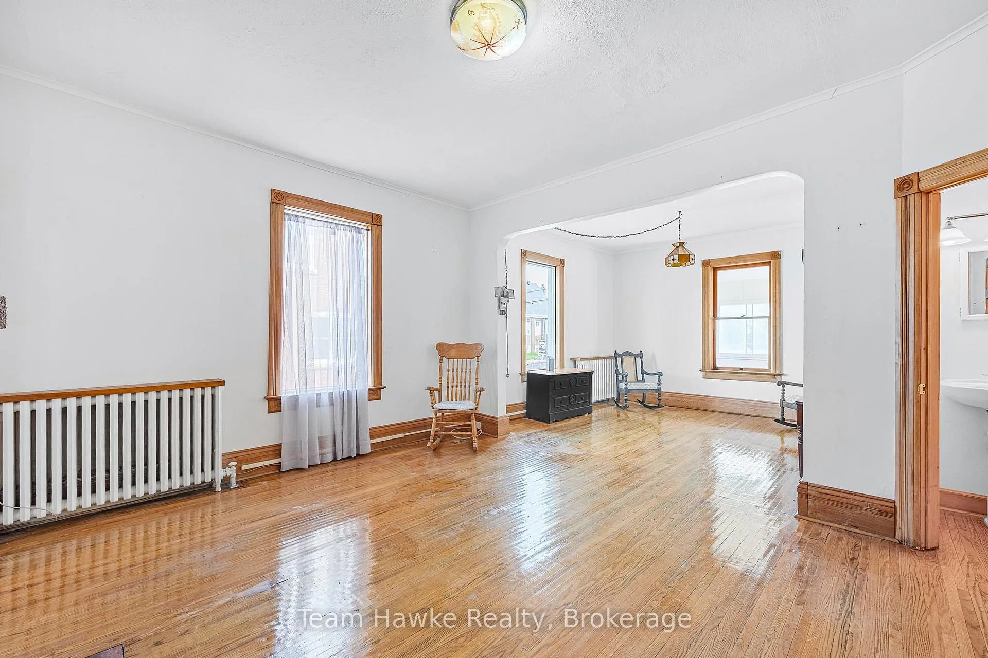 Photo 13 of 344 Midland Avenue, Midland — HOMEH