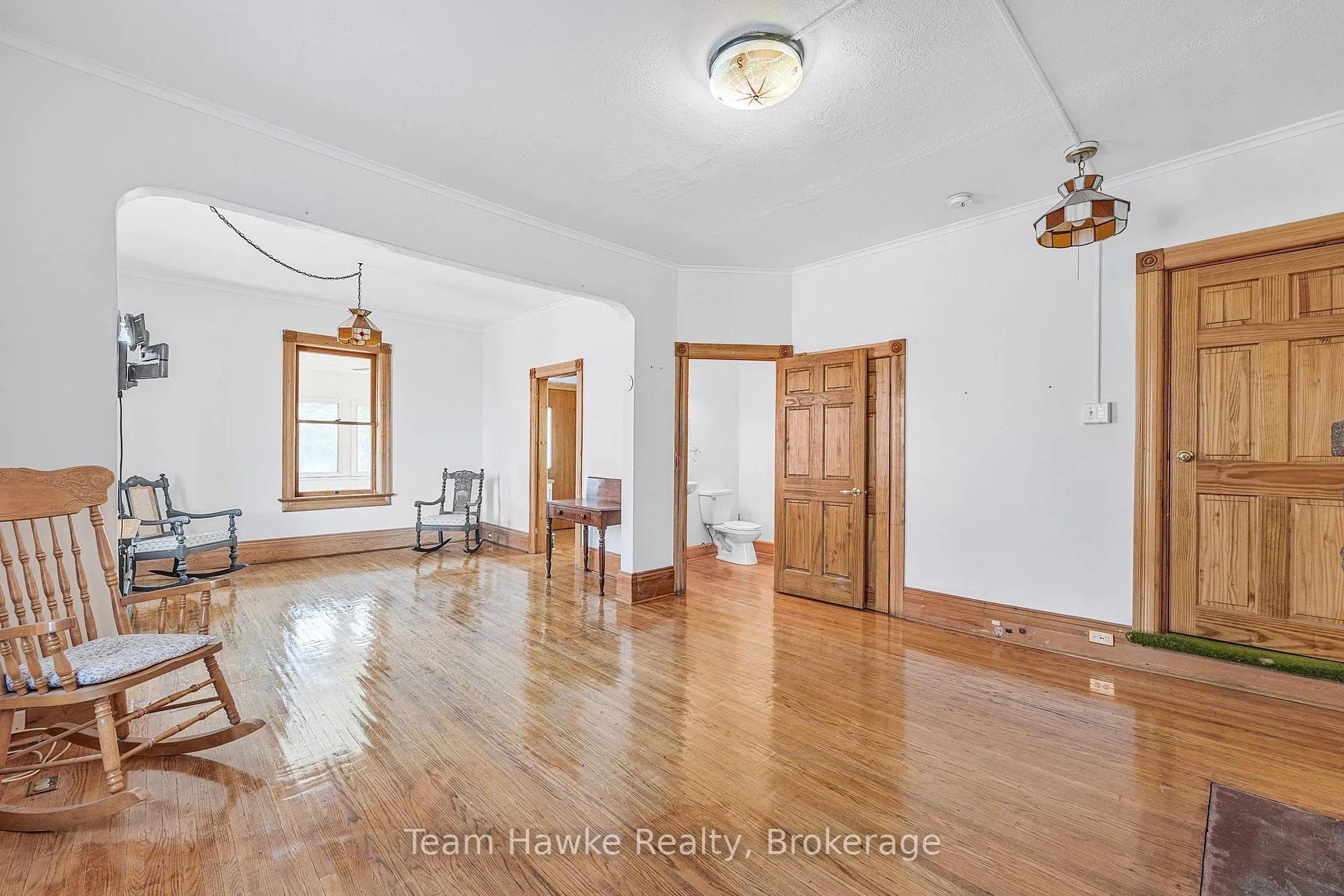 Photo 14 of 344 Midland Avenue, Midland — HOMEH
