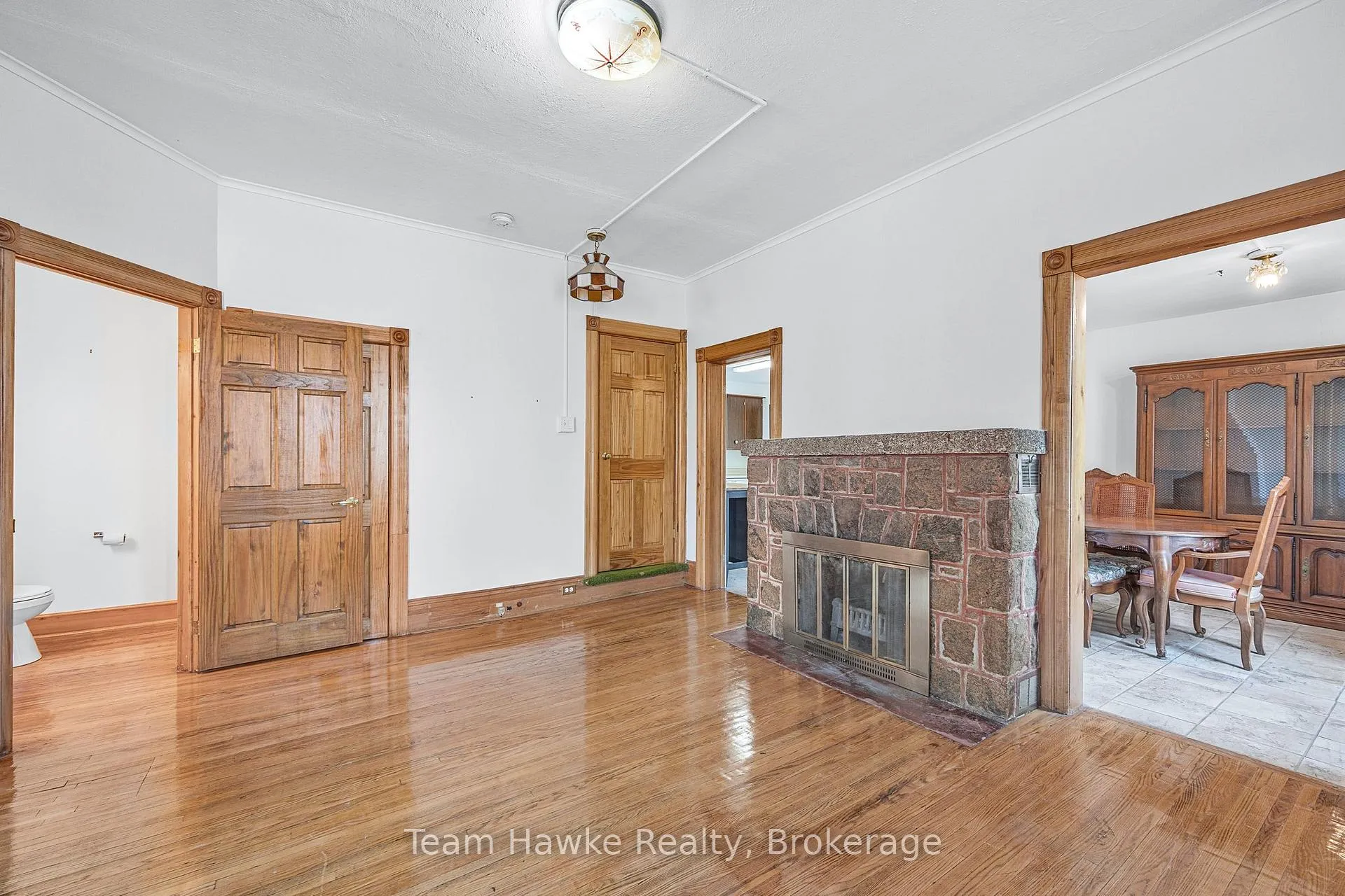 Photo 15 of 344 Midland Avenue, Midland — HOMEH
