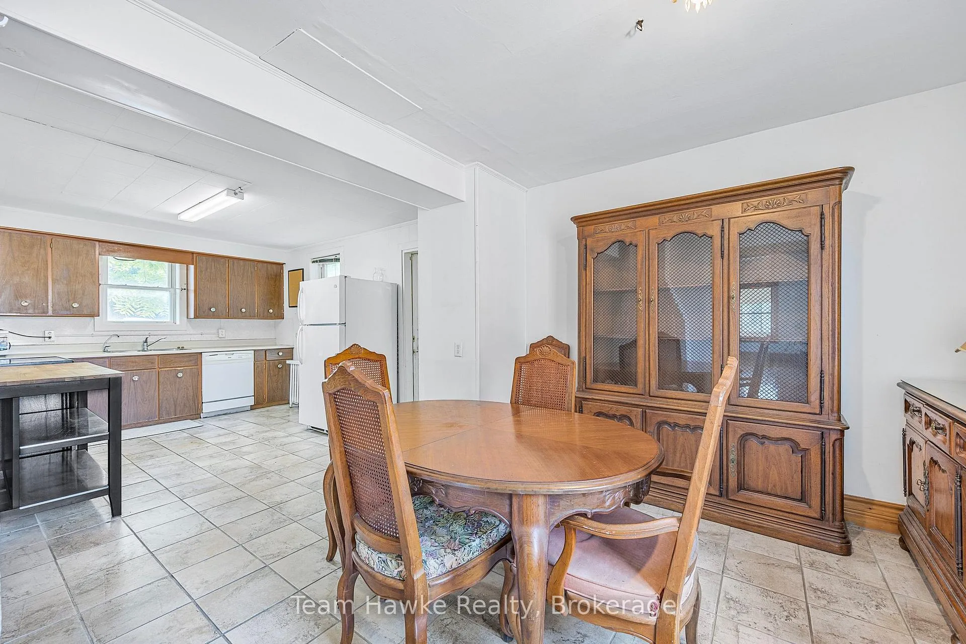 Photo 16 of 344 Midland Avenue, Midland — HOMEH