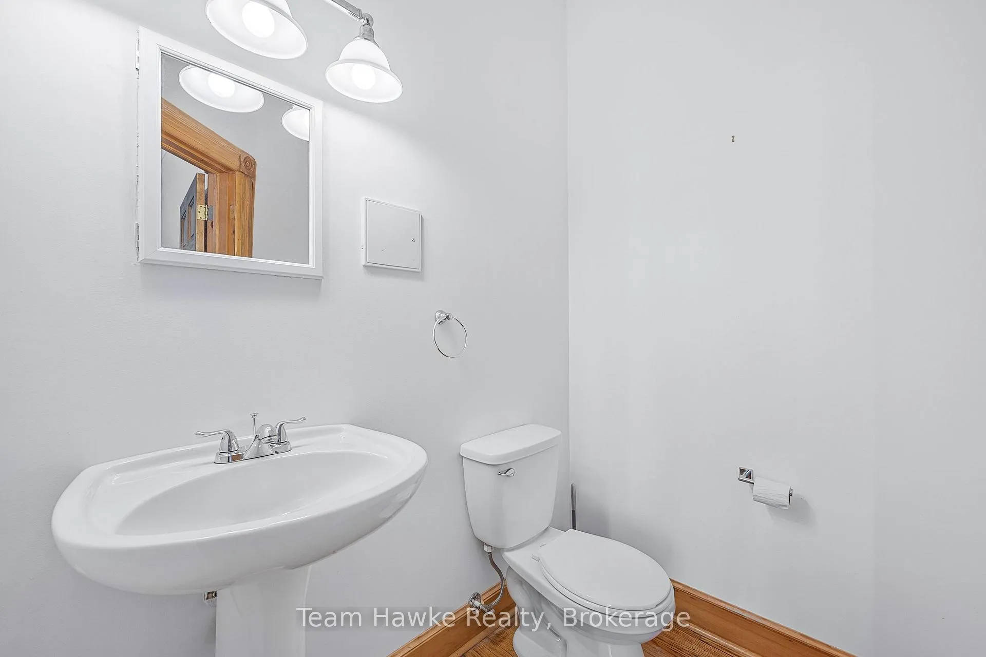 Photo 25 of 344 Midland Avenue, Midland — HOMEH