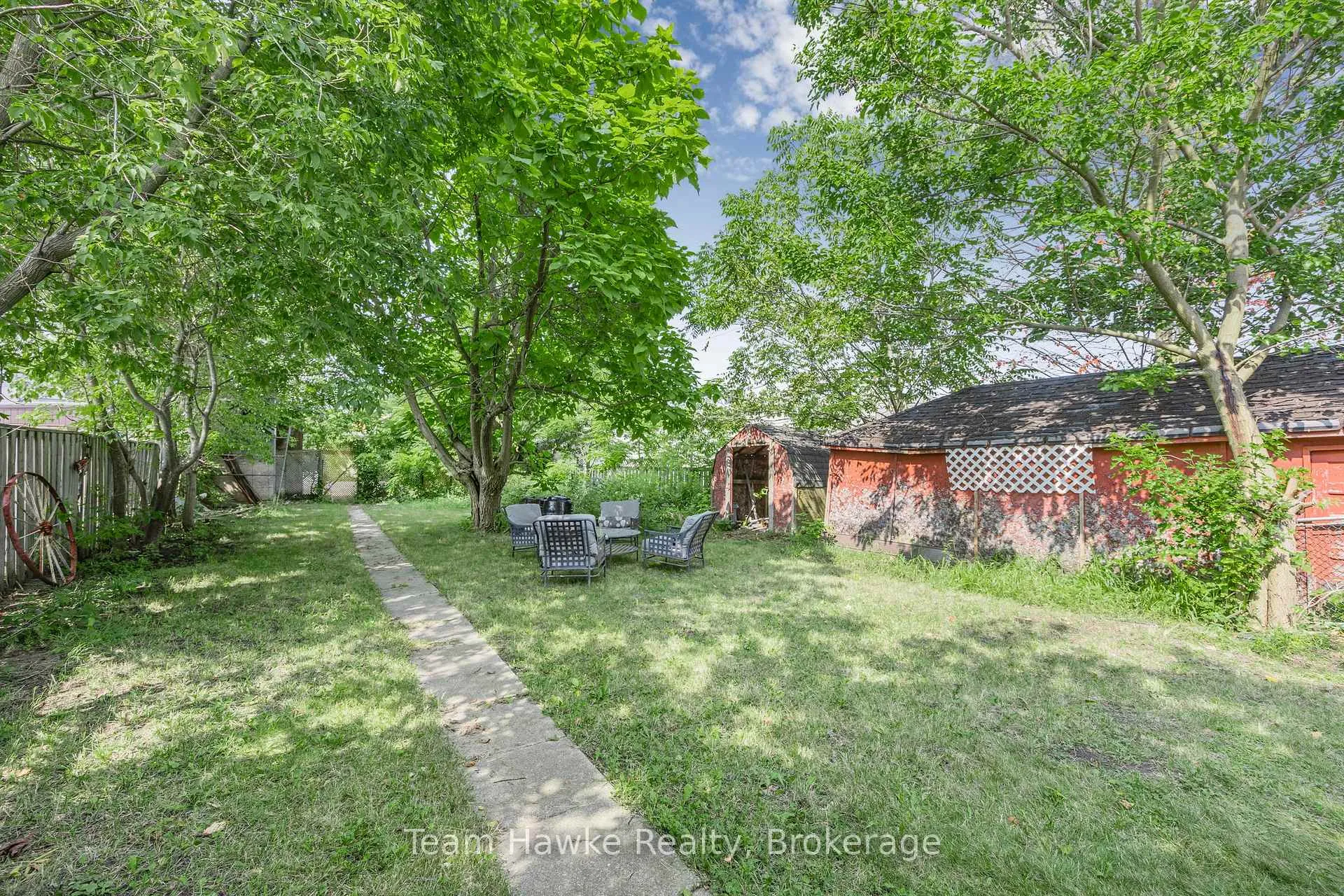 Photo 35 of 344 Midland Avenue, Midland — HOMEH