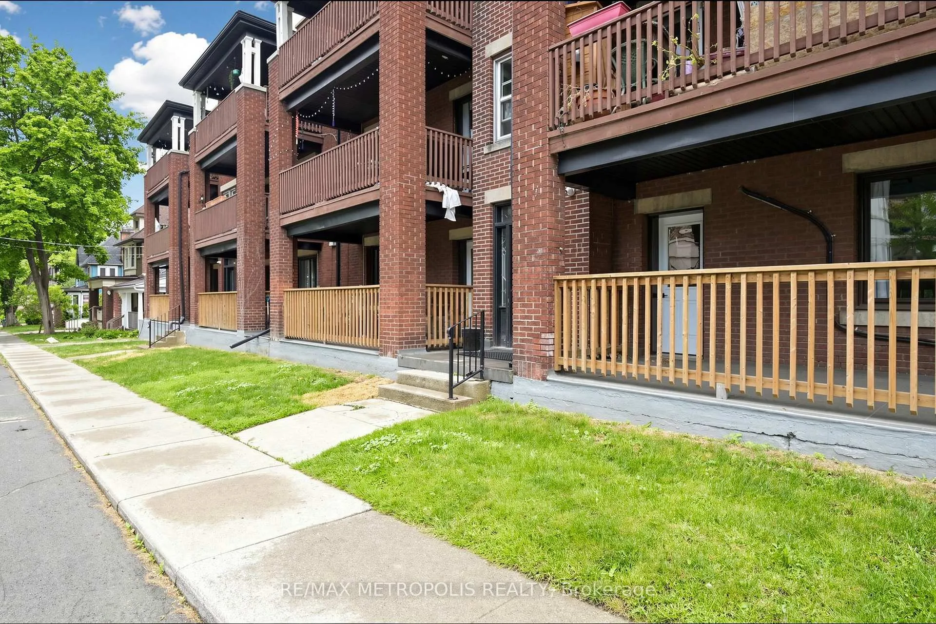 Photo 3 of Unit 2, 41 Albert Street, Hamilton, Blakeley — HOMEH