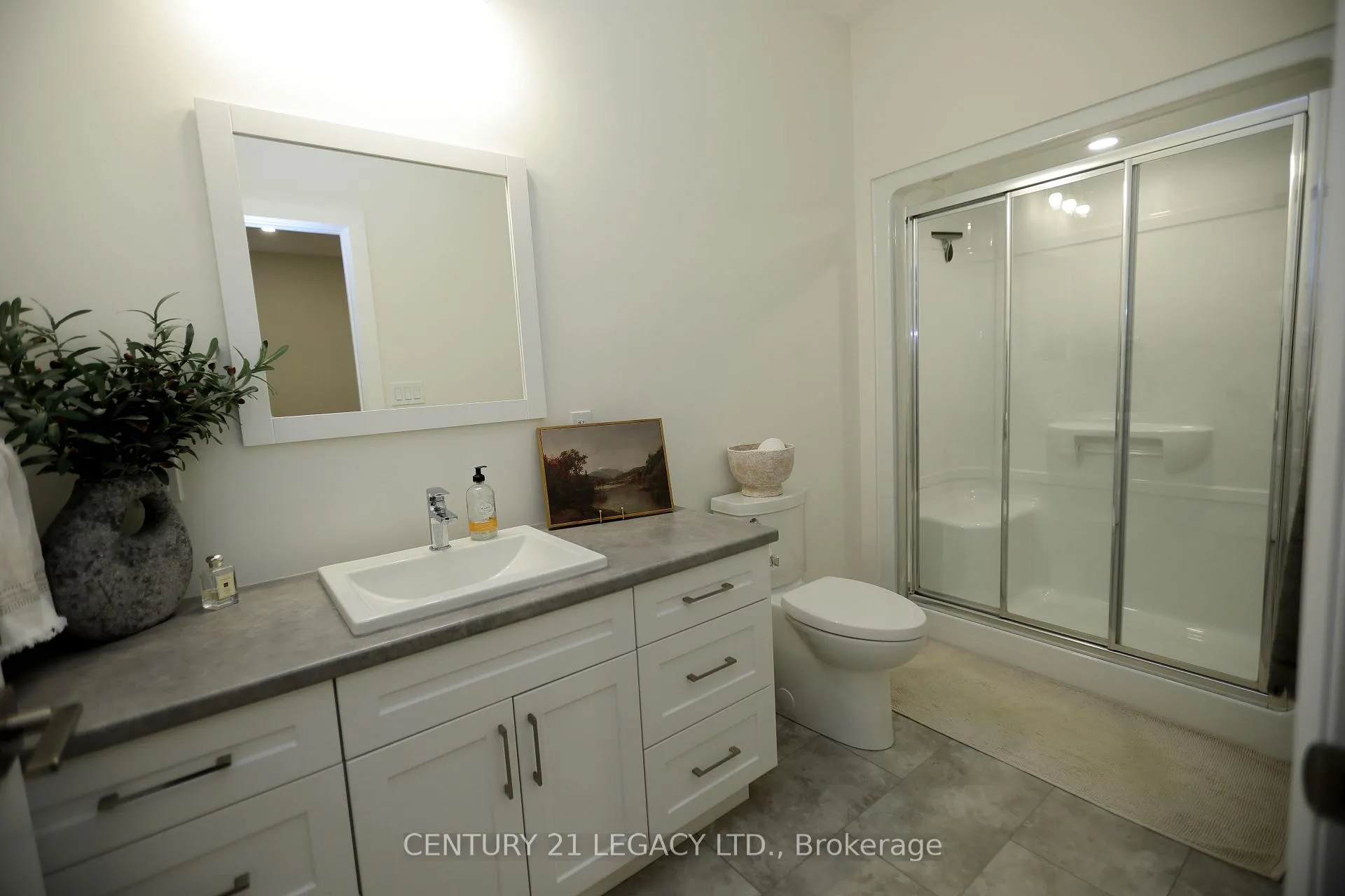 Photo 12 of 675 Winchester Avenue S, North Perth, Elma — HOMEH