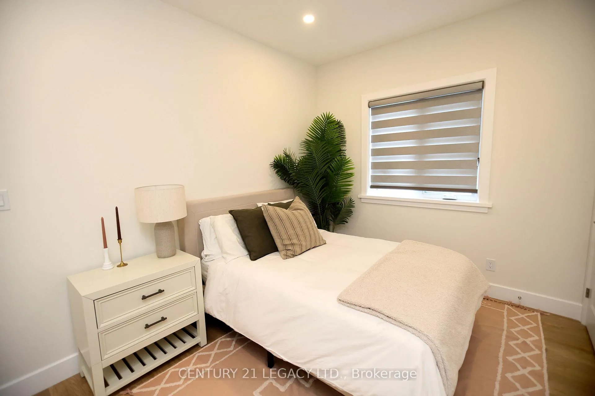 Photo 18 of 675 Winchester Avenue S, North Perth, Elma — HOMEH