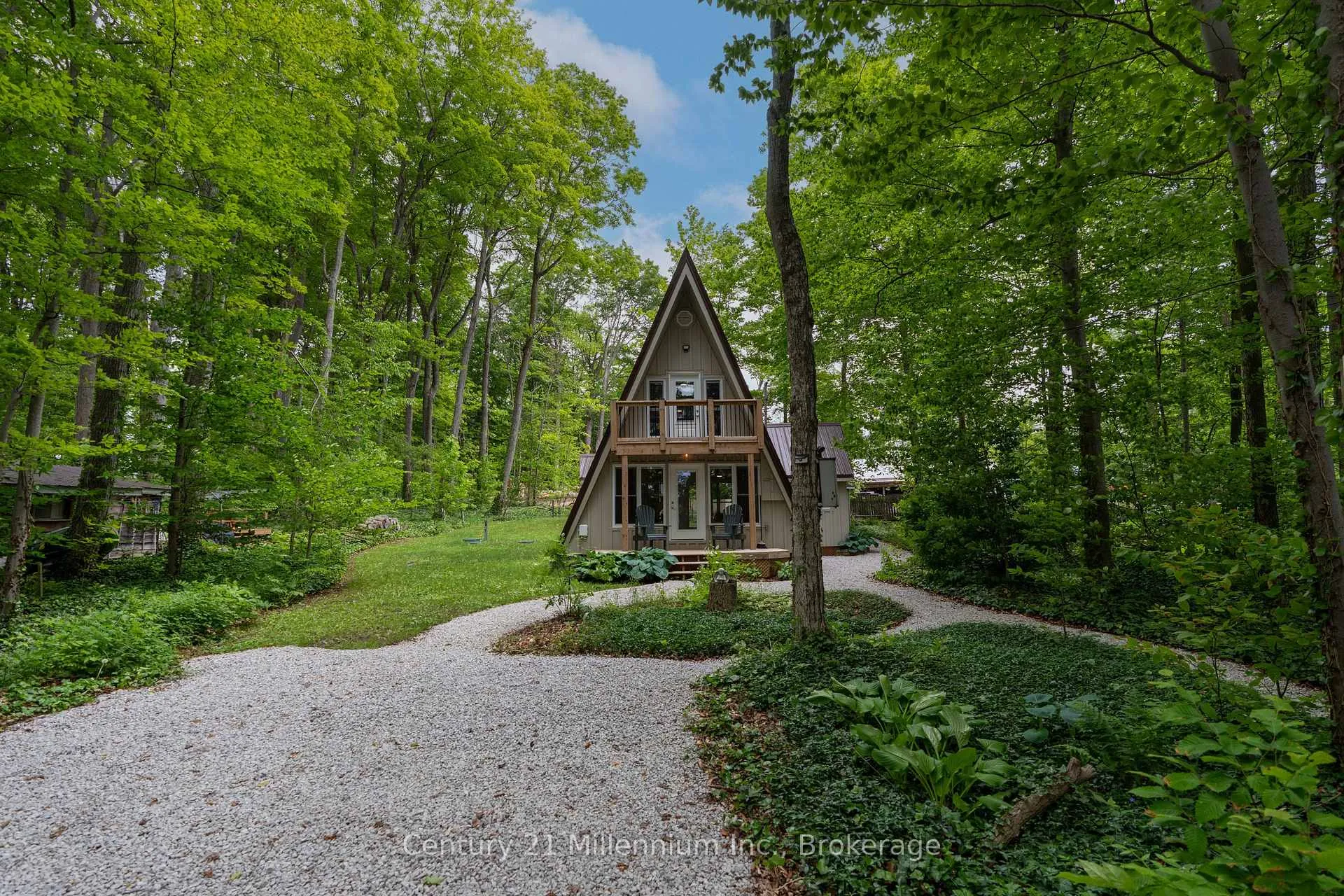 Photo 2 of 67 Chapel Crescent, South Bruce Peninsula — HOMEH