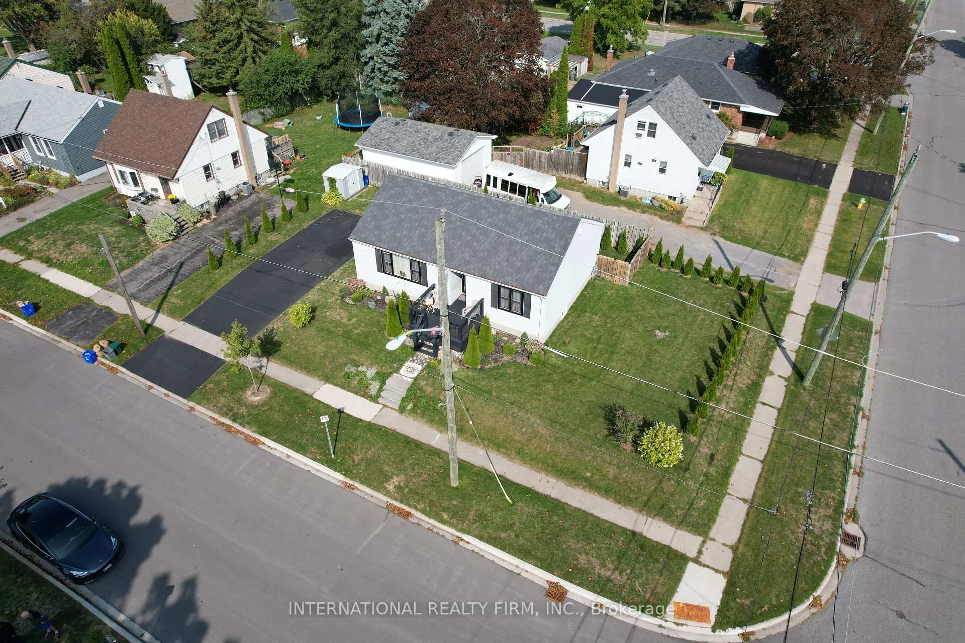 Photo 2 of 446 Harden Crescent, Cobourg — HOMEH