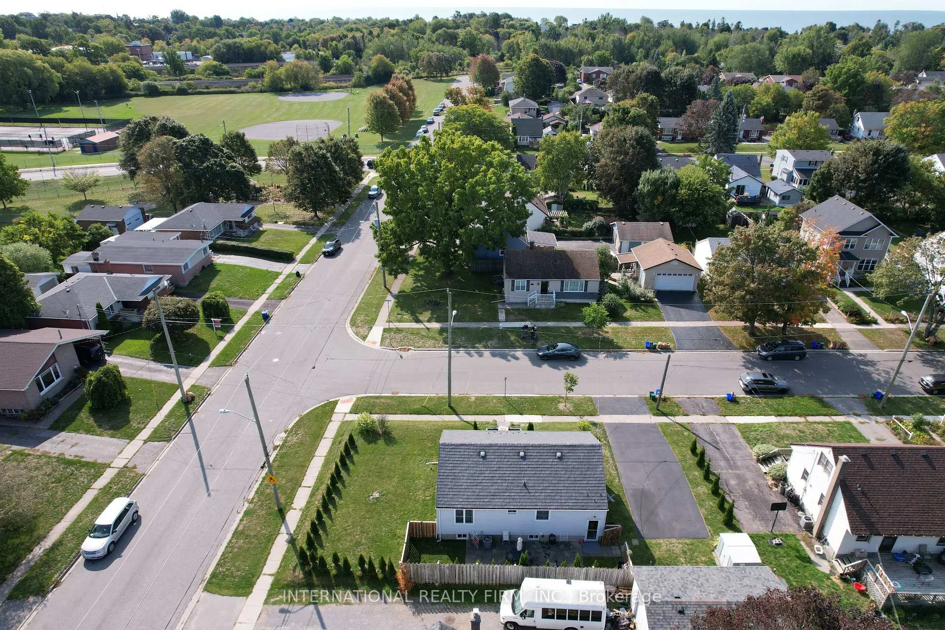 Photo 4 of 446 Harden Crescent, Cobourg — HOMEH