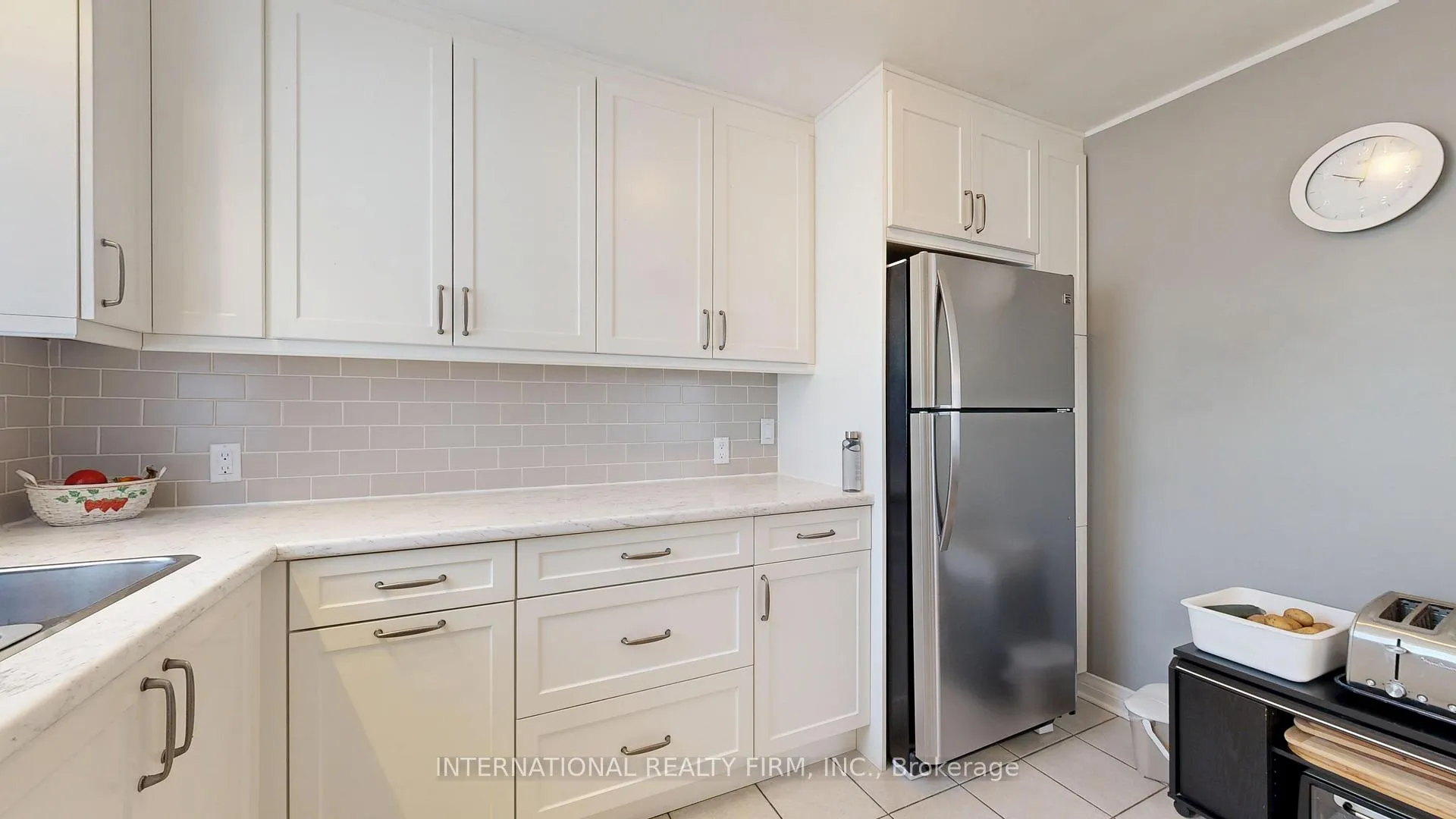 Photo 12 of 446 Harden Crescent, Cobourg — HOMEH