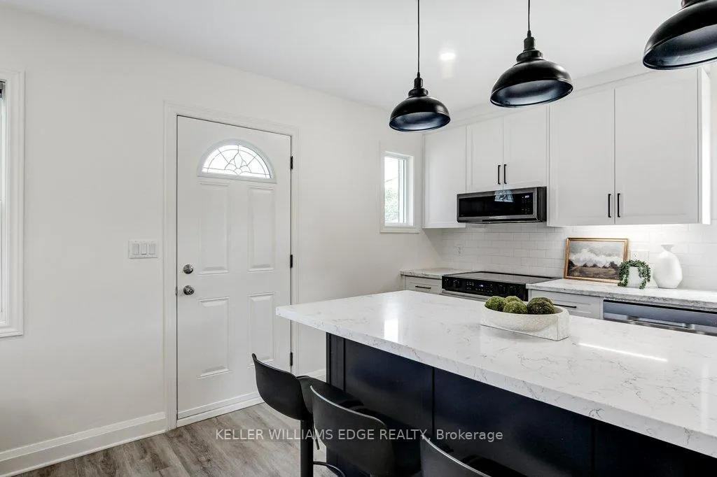 Photo 4 of 202 Erindale Avenue, Hamilton, Rosedale — HOMEH