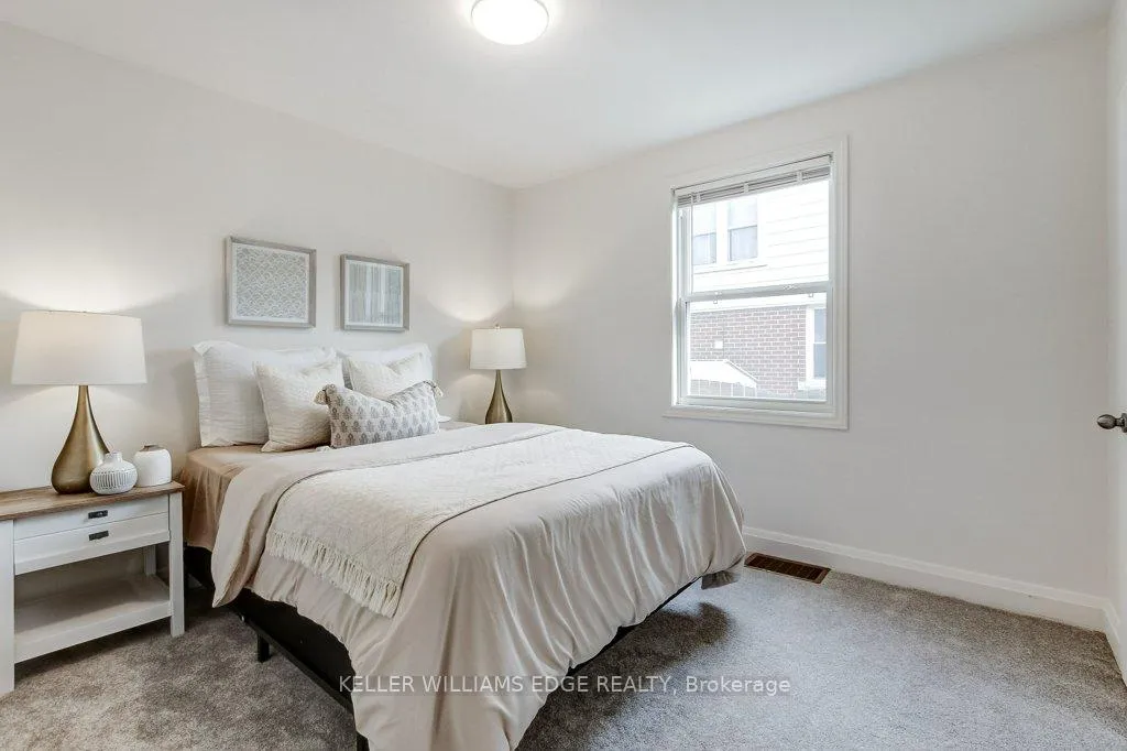Photo 16 of 202 Erindale Avenue, Hamilton, Rosedale — HOMEH