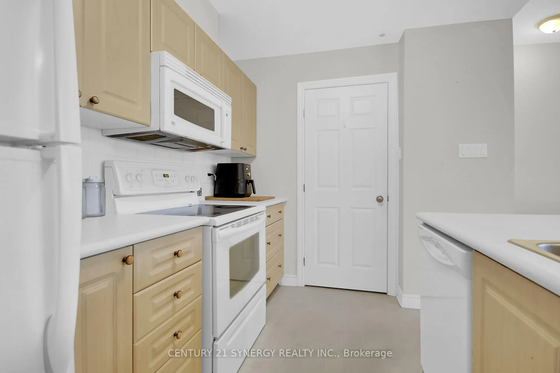 Photo 6 of Unit C, 145 Oldfield Street, Ottawa, Barrhaven East — HOMEH