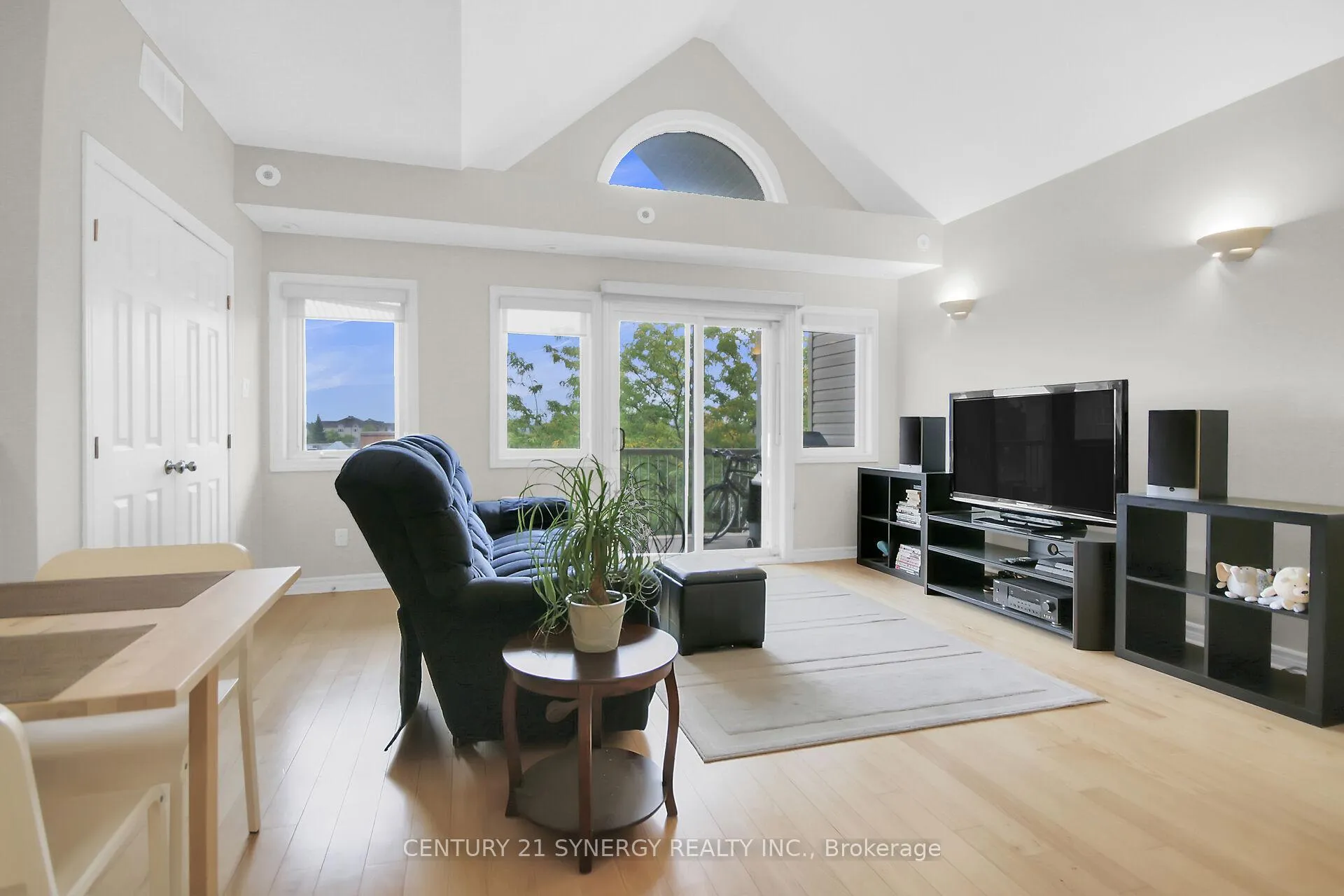 Photo 30 of Unit C, 145 Oldfield Street, Ottawa, Barrhaven East — HOMEH