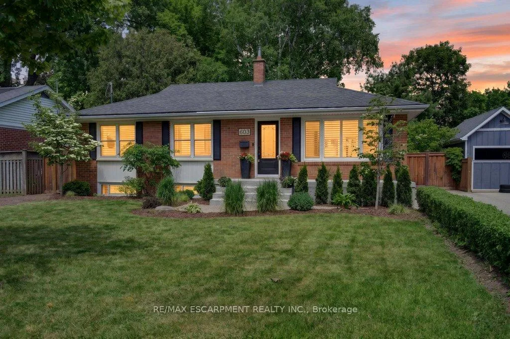 Photo 2 of 603 Cornick Drive, Burlington, Brant — HOMEH