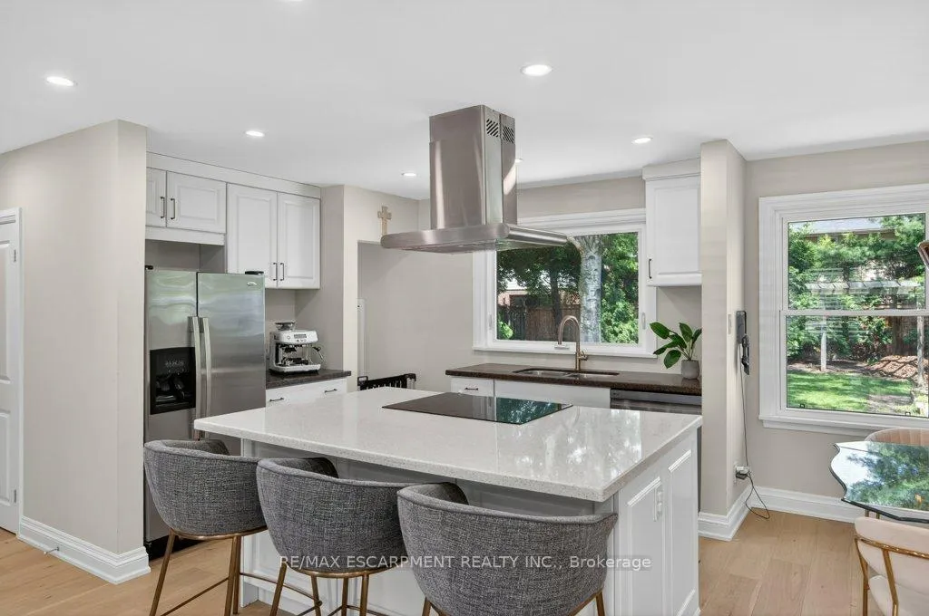 Photo 6 of 603 Cornick Drive, Burlington, Brant — HOMEH