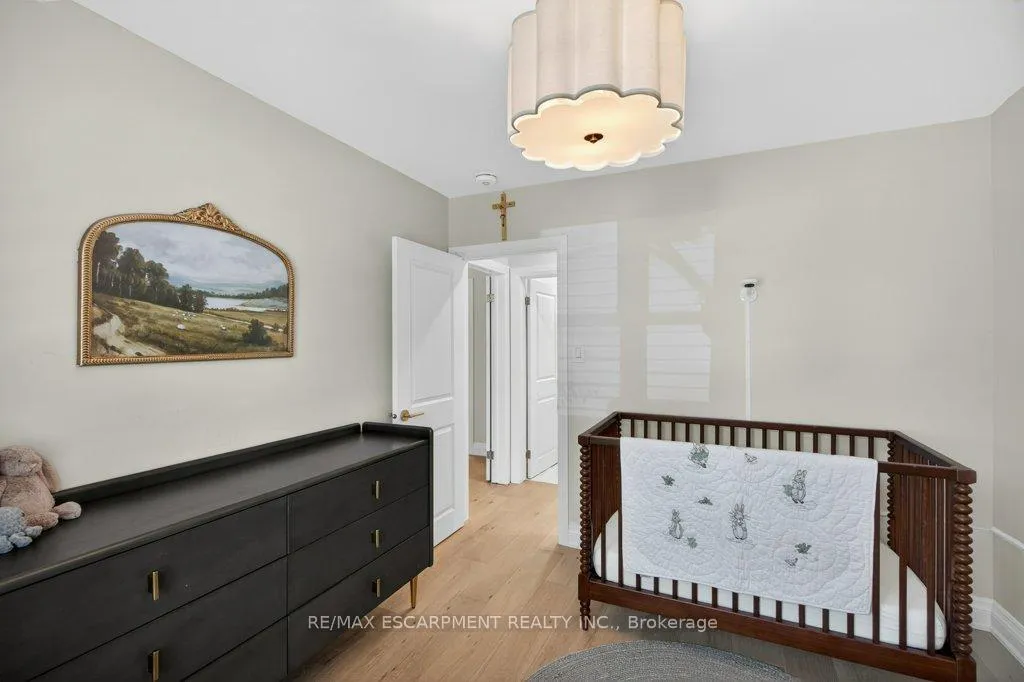 Photo 12 of 603 Cornick Drive, Burlington, Brant — HOMEH