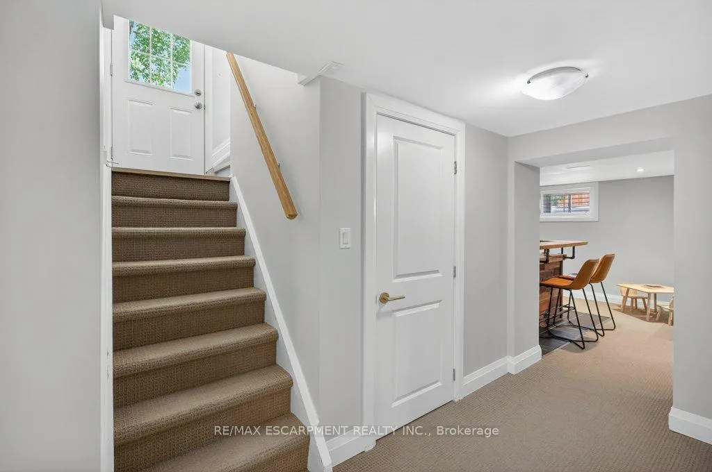 Photo 15 of 603 Cornick Drive, Burlington, Brant — HOMEH