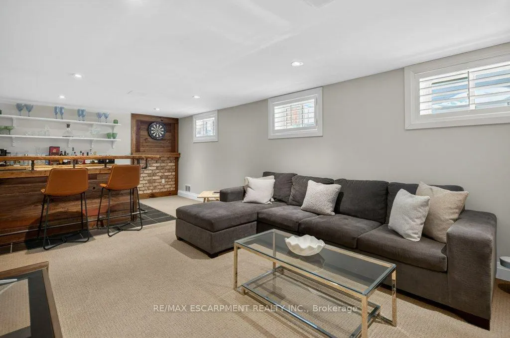 Photo 17 of 603 Cornick Drive, Burlington, Brant — HOMEH
