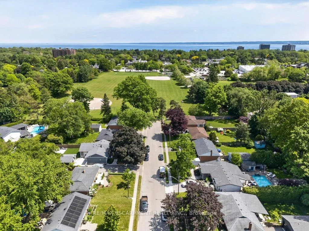 Photo 27 of 603 Cornick Drive, Burlington, Brant — HOMEH