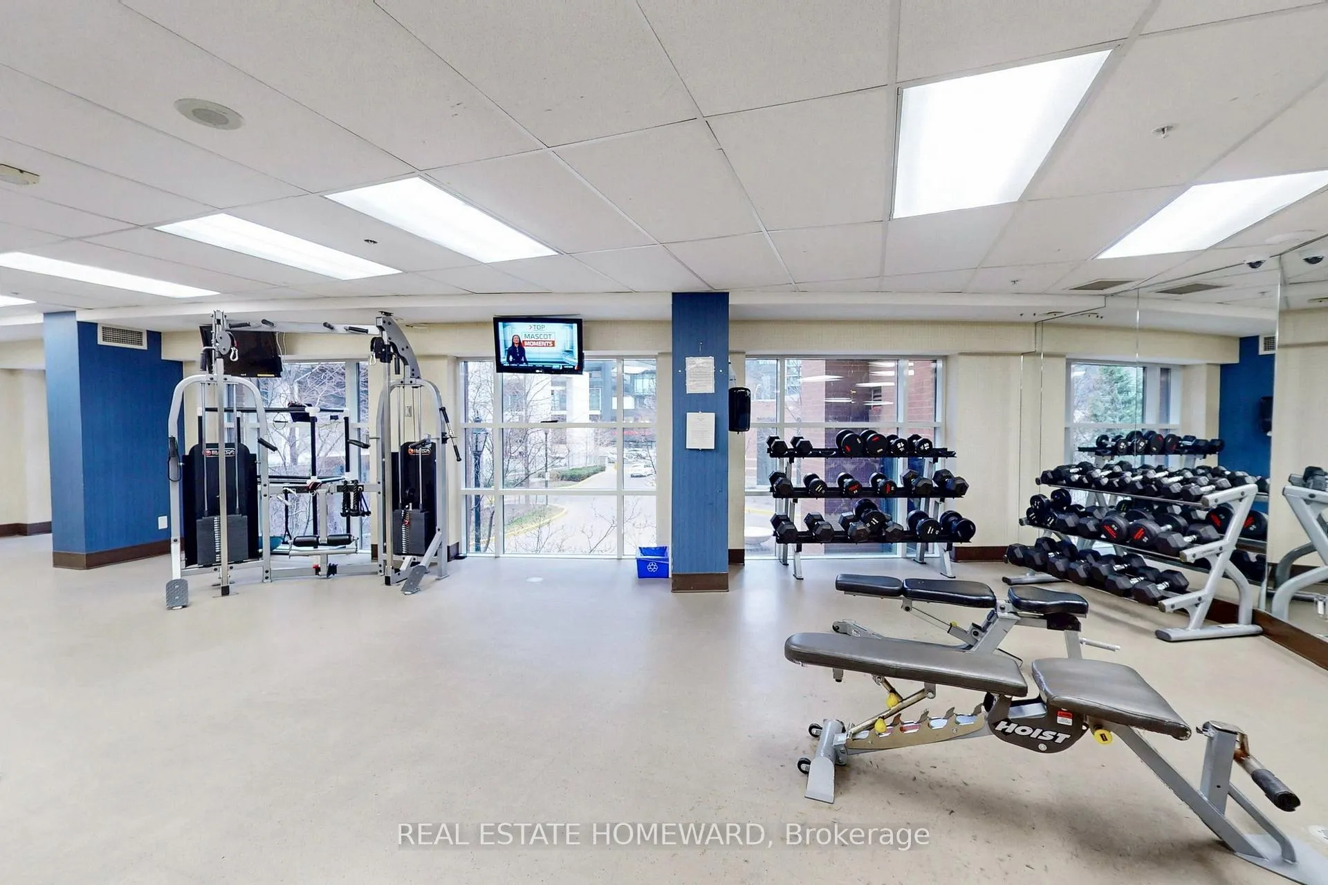 Photo 14 of Unit 402, 23 Sheppard Avenue E, North York, Willowdale East — HOMEH