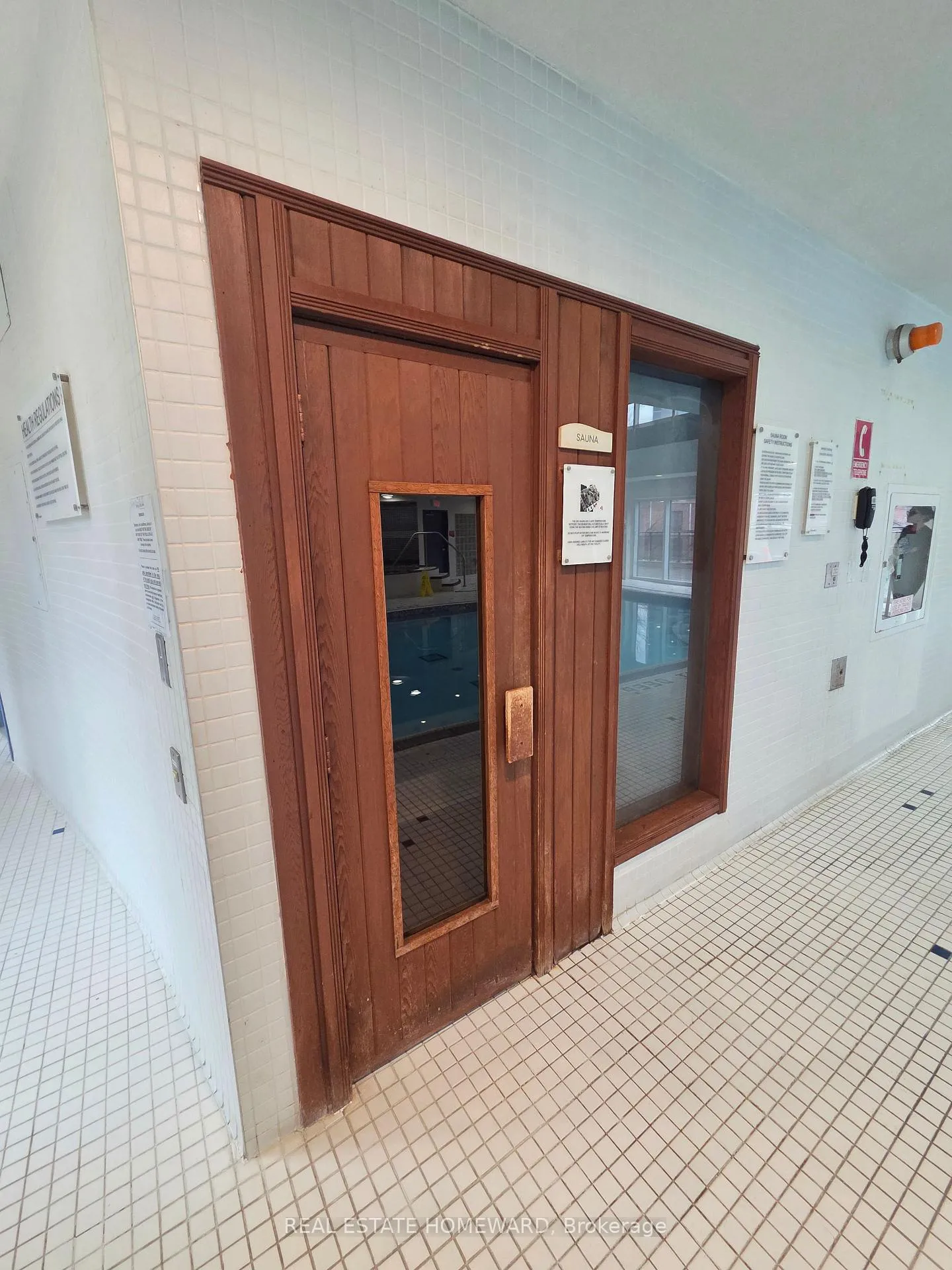 Photo 18 of Unit 402, 23 Sheppard Avenue E, North York, Willowdale East — HOMEH