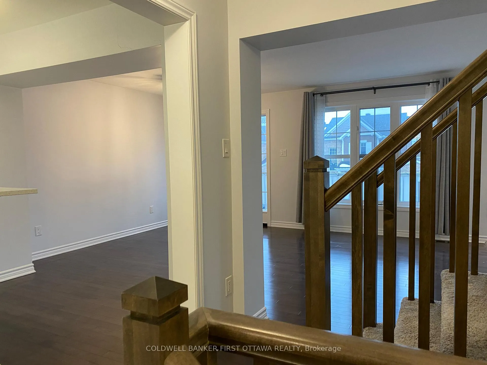 Photo 6 of 793 Mayfly Crescent, Ottawa, Barrhaven - Half Moon Bay — HOMEH