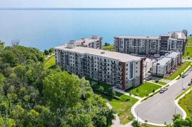 Front of Unit 519, 125 Shoreview Place