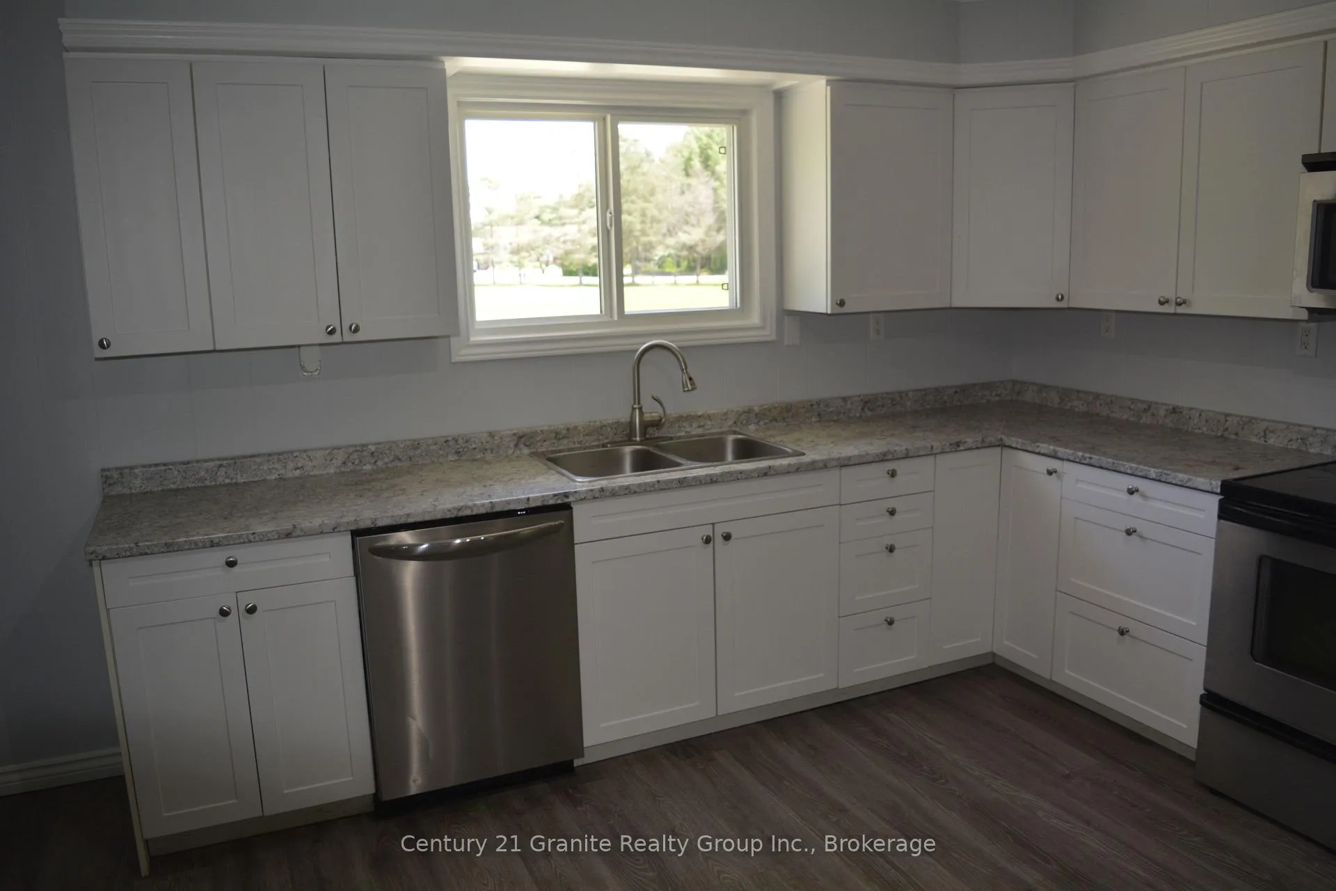 Photo 15 of 671 Hastings Street N, Bancroft, Bancroft Ward — HOMEH