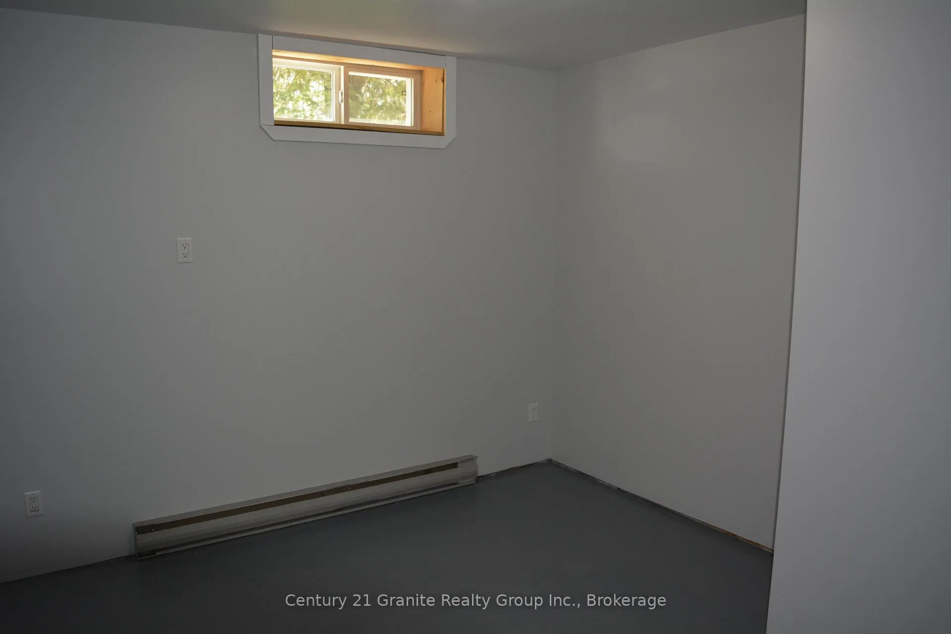 Photo 27 of 671 Hastings Street N, Bancroft, Bancroft Ward — HOMEH