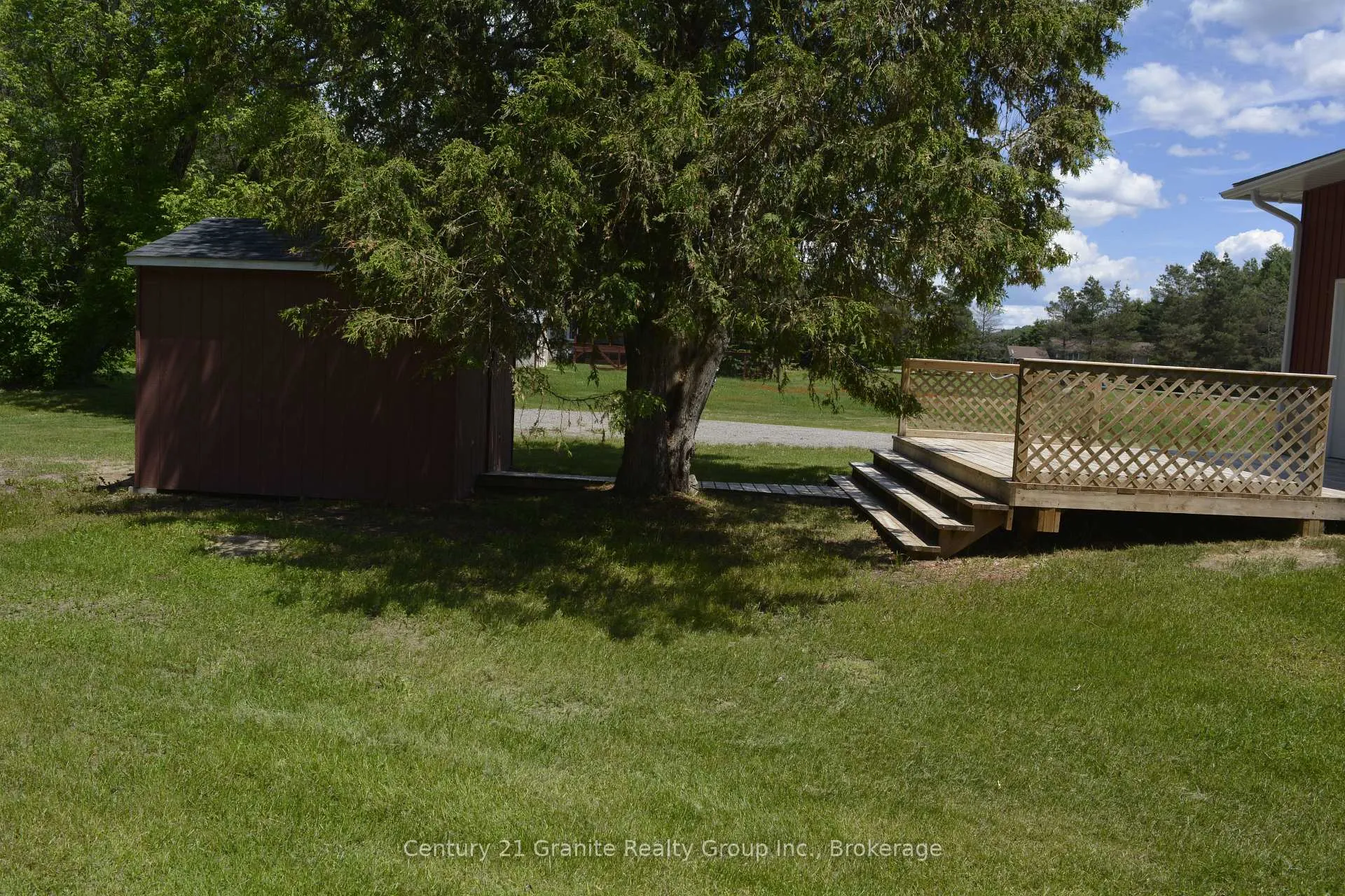 Photo 35 of 671 Hastings Street N, Bancroft, Bancroft Ward — HOMEH
